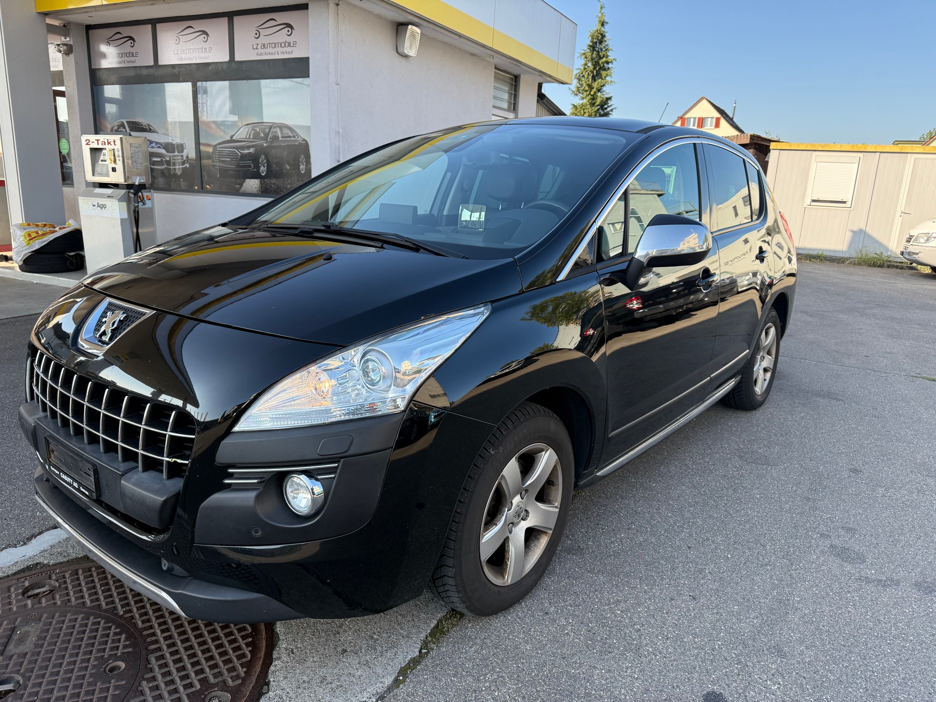 PEUGEOT 3008 2.0 HDI Business Tiptronic-image-1