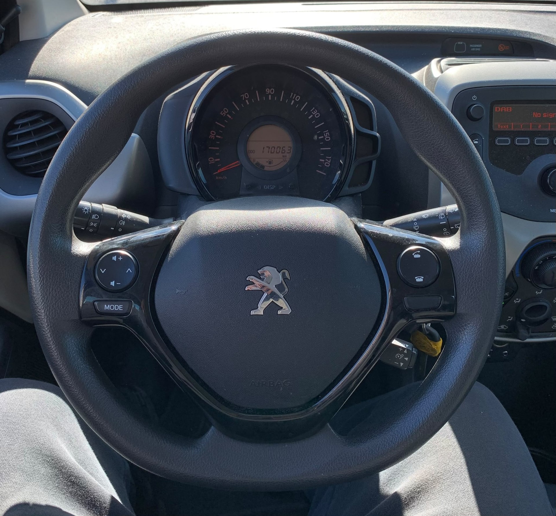 PEUGEOT 108 1.2 VTi Active (Klima * 8 Fachbereift * Multilenkrad * BO5)-image-9