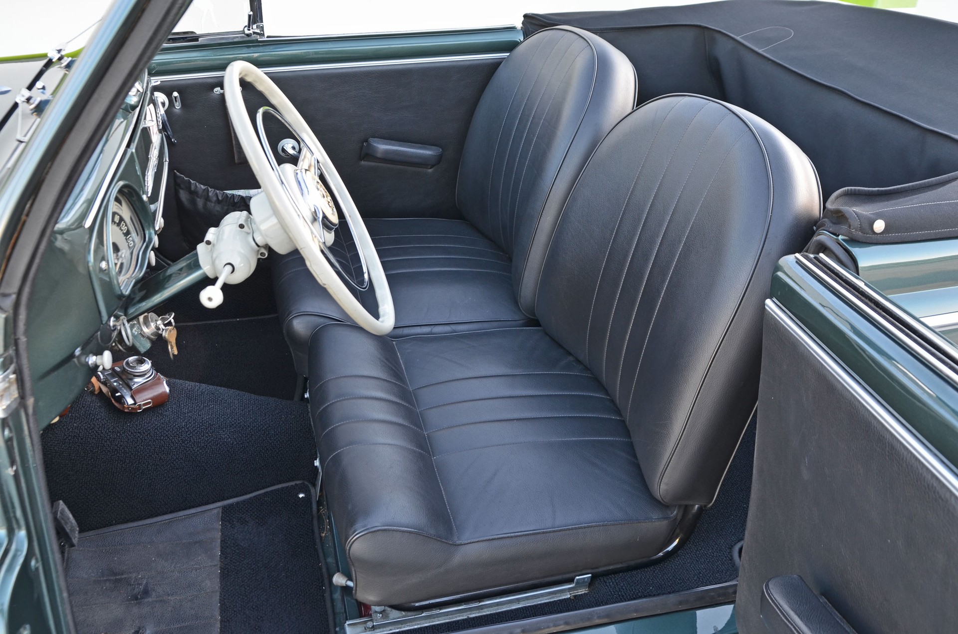 PEUGEOT 203 Cabriolet Grand Luxe Compresseur 1.3-image-6