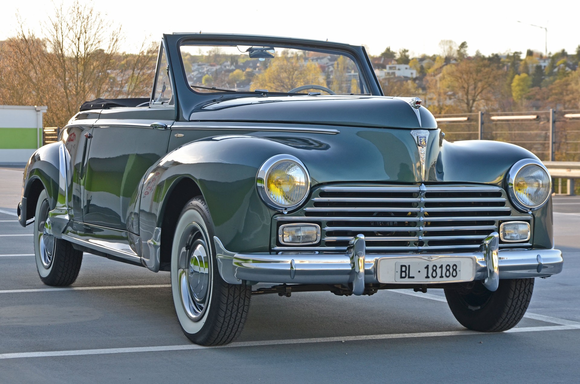 PEUGEOT 203 Cabriolet Grand Luxe Compresseur 1.3-image-4