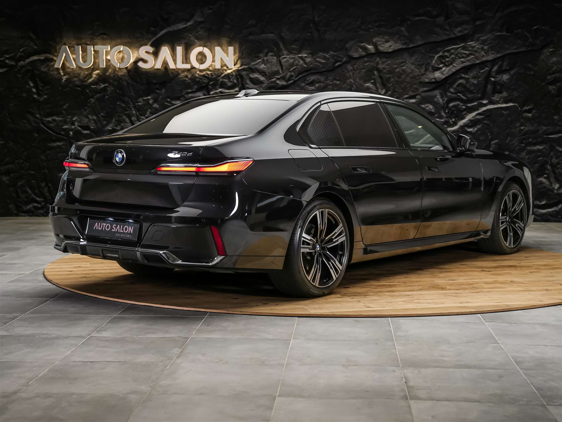 BMW 740d xDrive M Sport Steptronic *Werksgarantie*Standheizung*Panorama*Theater Screen*-image-4