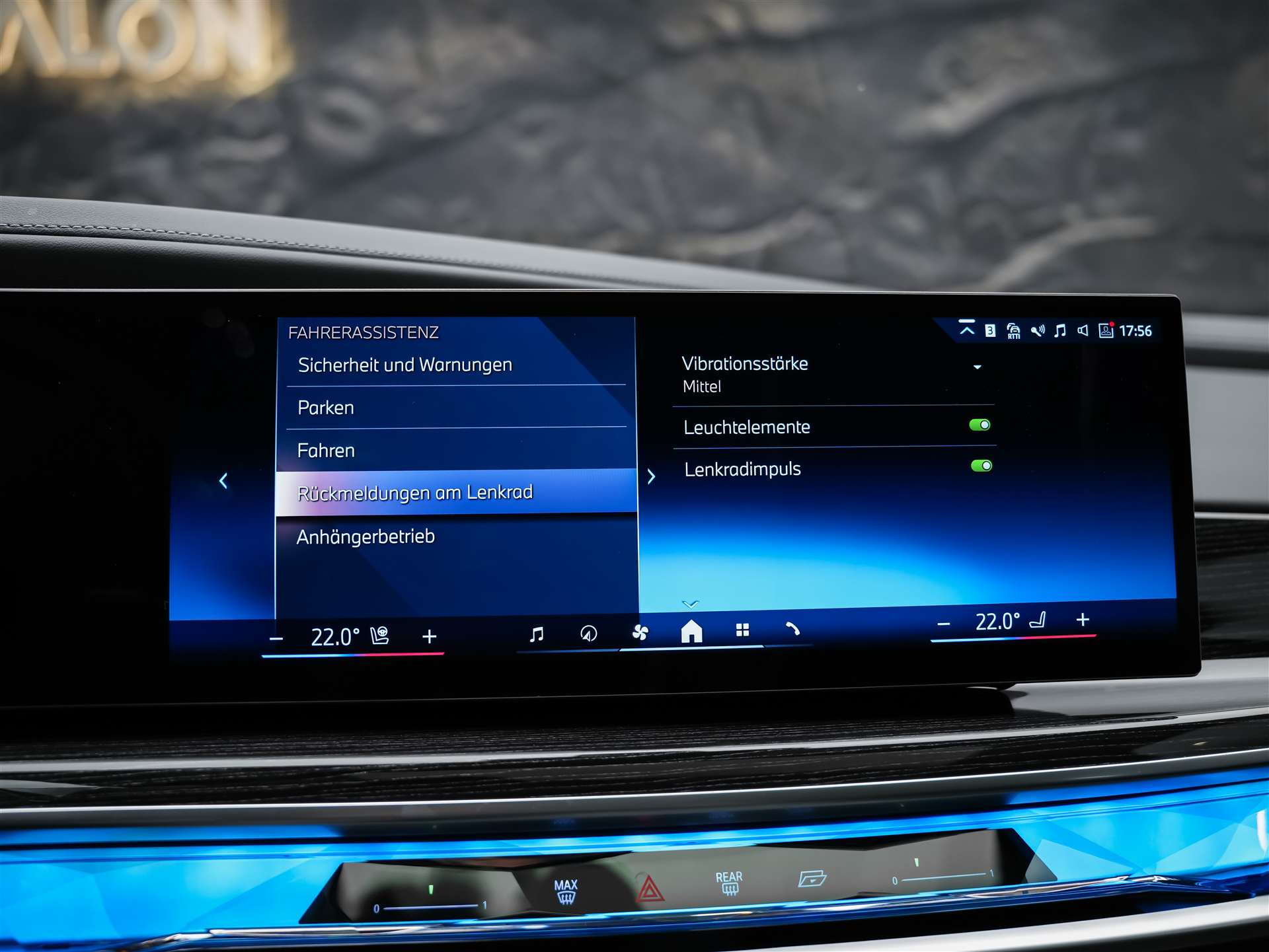 BMW 740d xDrive M Sport Steptronic *Werksgarantie*Standheizung*Panorama*Theater Screen*-image-44