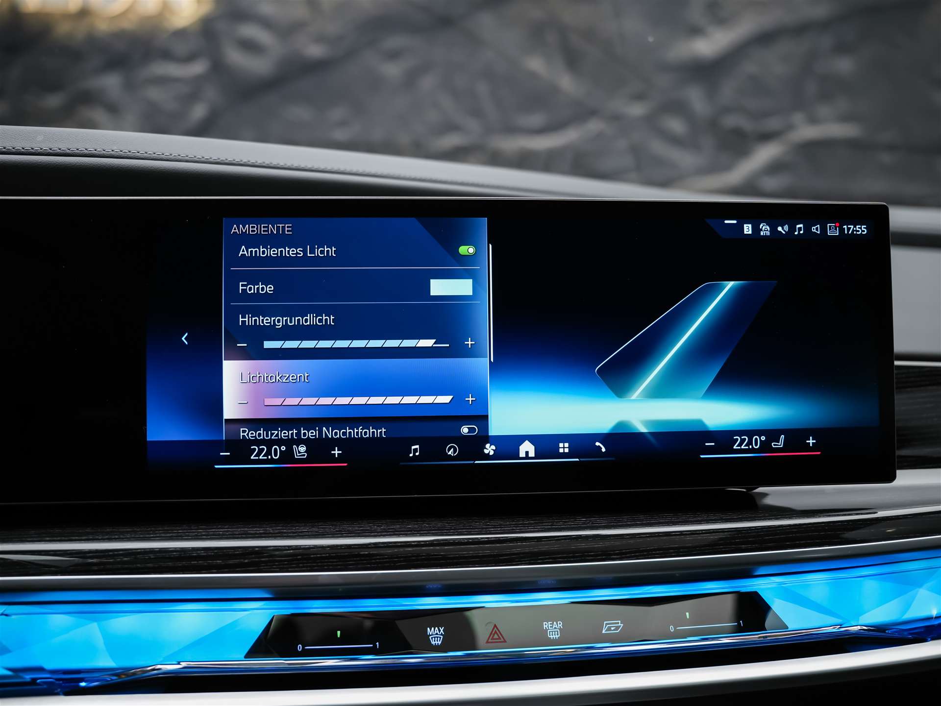 BMW 740d xDrive M Sport Steptronic *Werksgarantie*Standheizung*Panorama*Theater Screen*-image-36