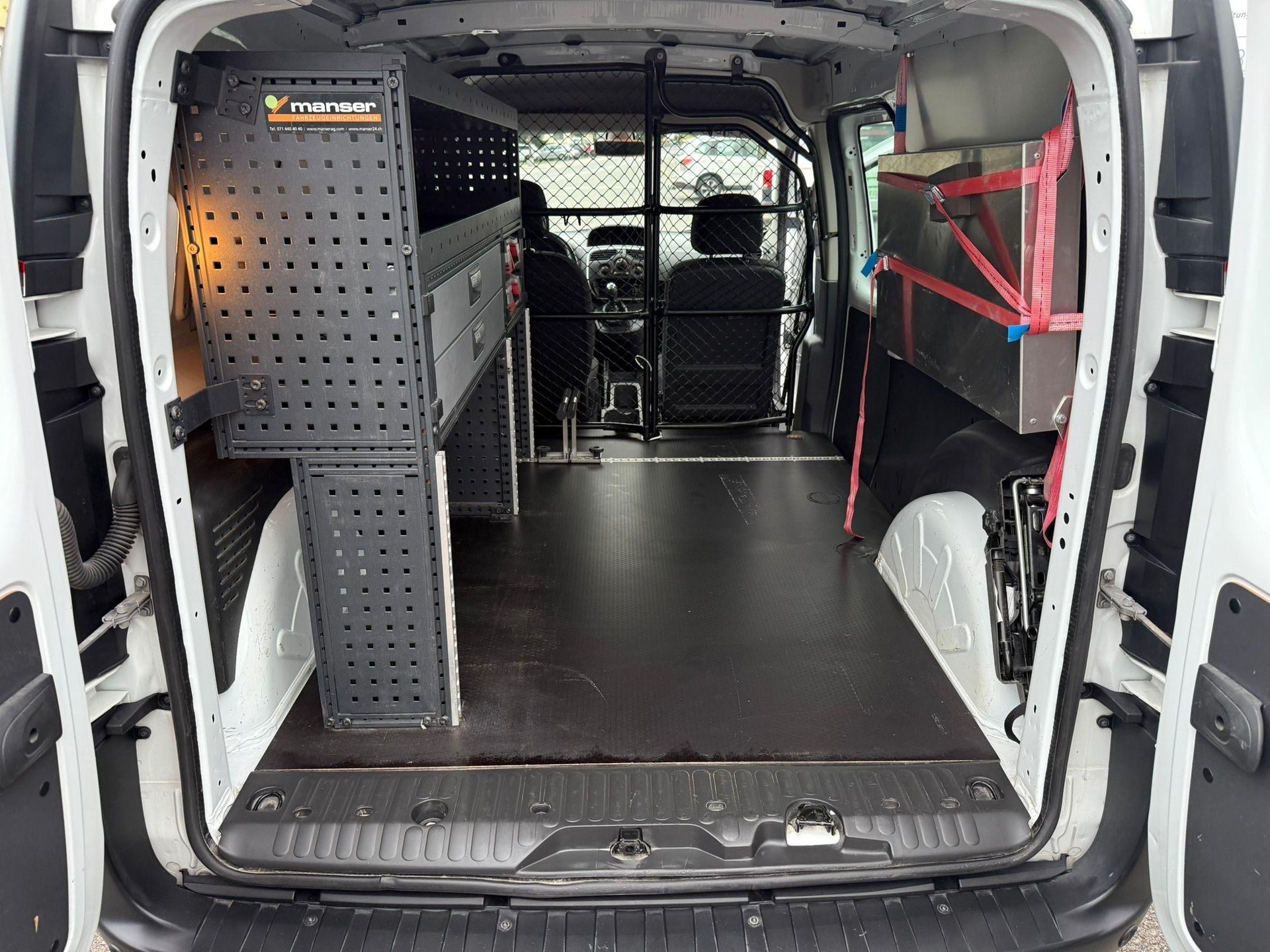 RENAULT KANGOO Expr. Maxi 1.5 dCi 95 Business S/S-image-6