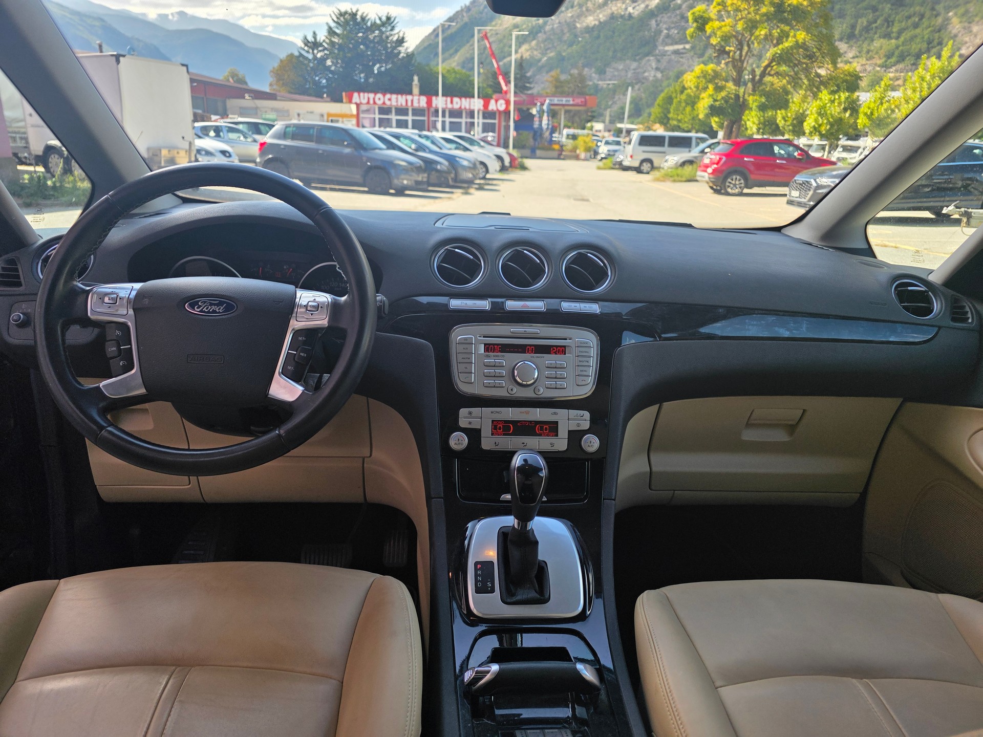 FORD Galaxy 2.0 SCTi Ghia PowerShift-image-13