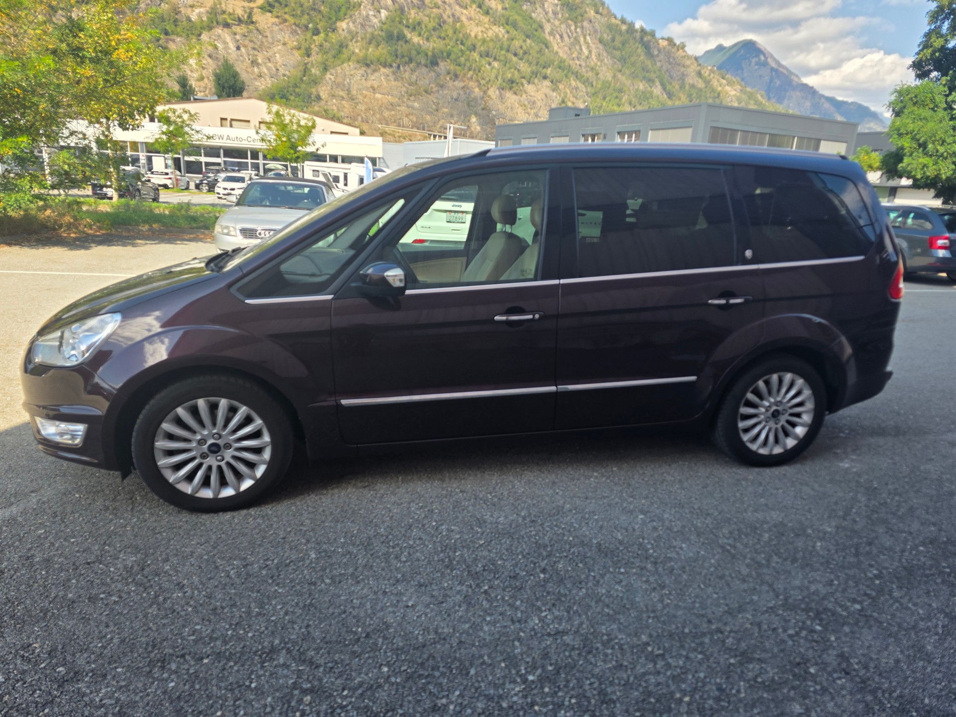 FORD Galaxy 2.0 SCTi Ghia PowerShift-image-4