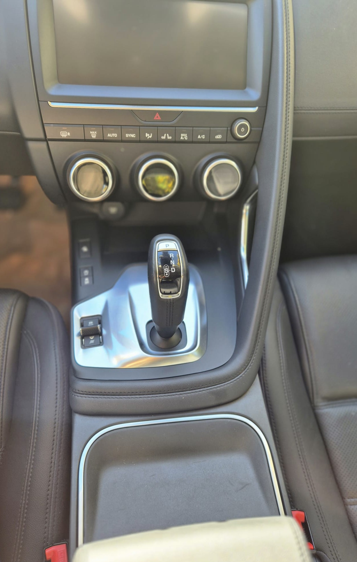 JAGUAR 2.0 D 150 S AWD-image-4