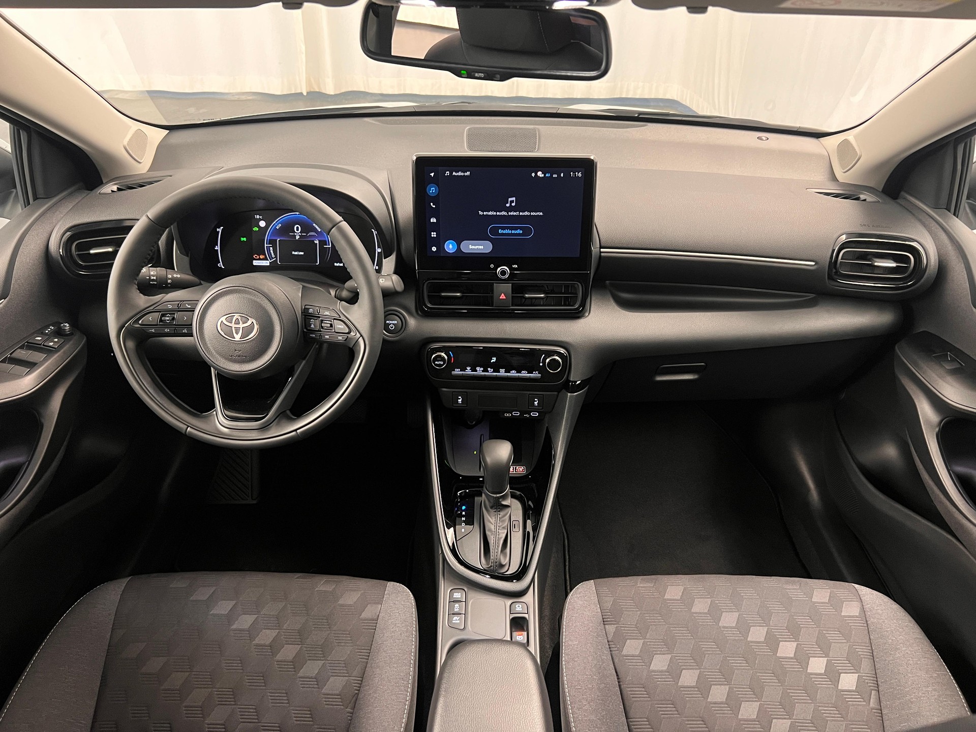 TOYOTA Yaris 1.5 VVT-i HSD Trend-image-7