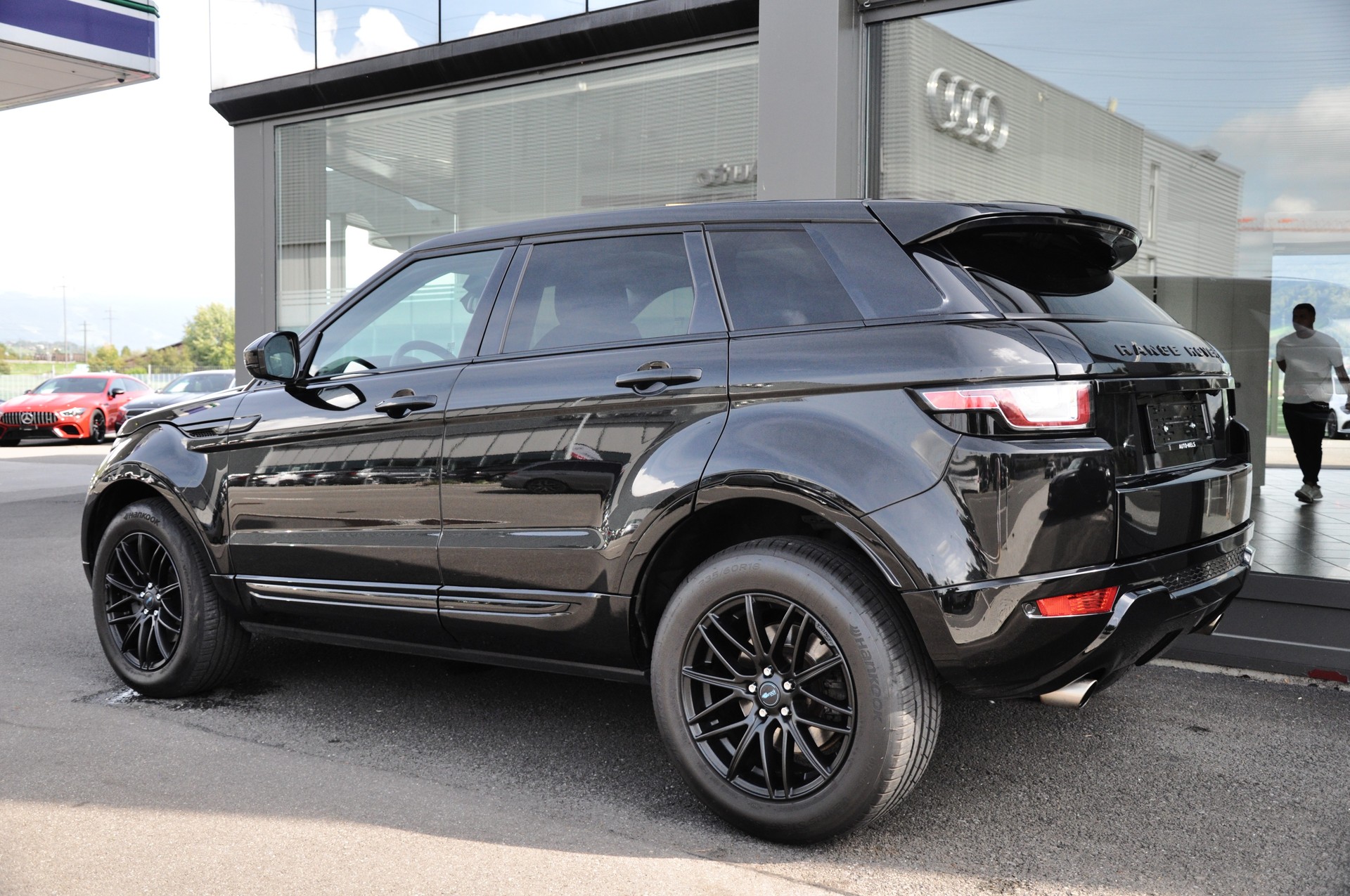 LAND ROVER Range Rover Evoque 2.0 Si4 SE Dynamic AT9-image-4