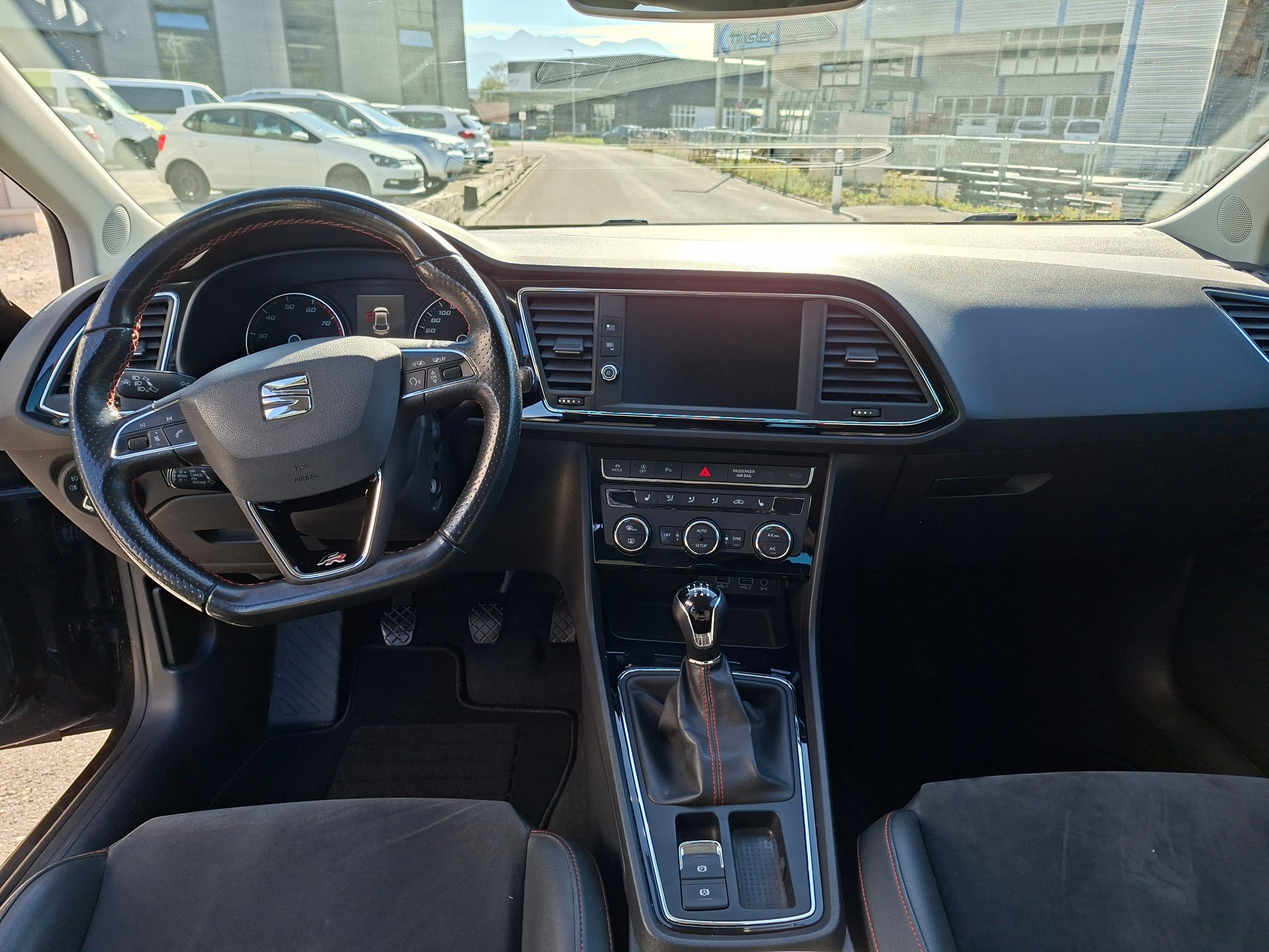 SEAT Leon 1.4 TSI FR-image-9