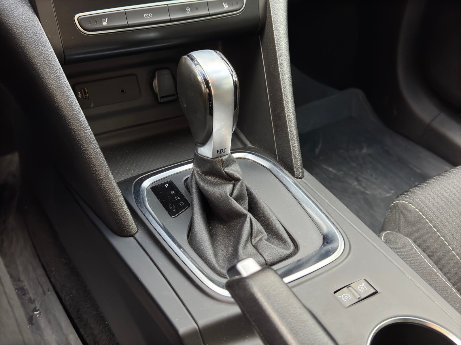 RENAULT Mégane Grandtour 1.5 dCi Business EDC-image-14
