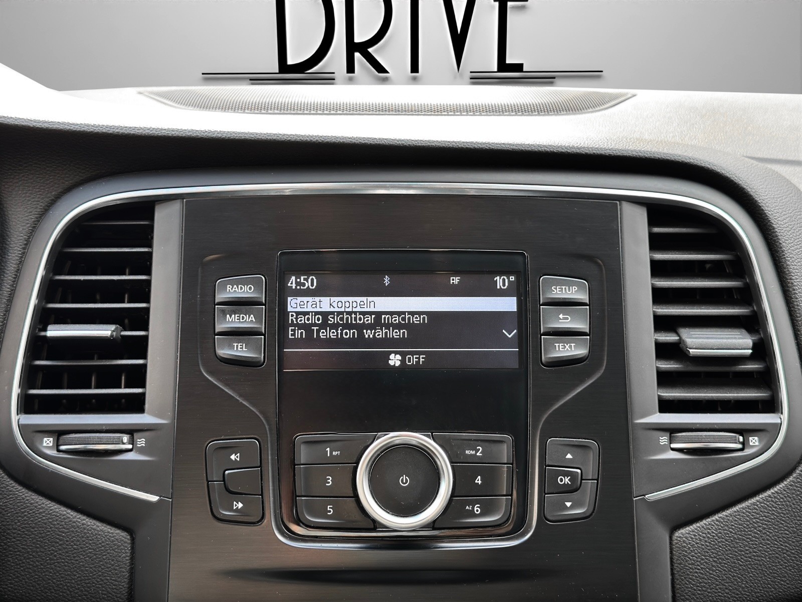 RENAULT Mégane Grandtour 1.5 dCi Business EDC-image-11