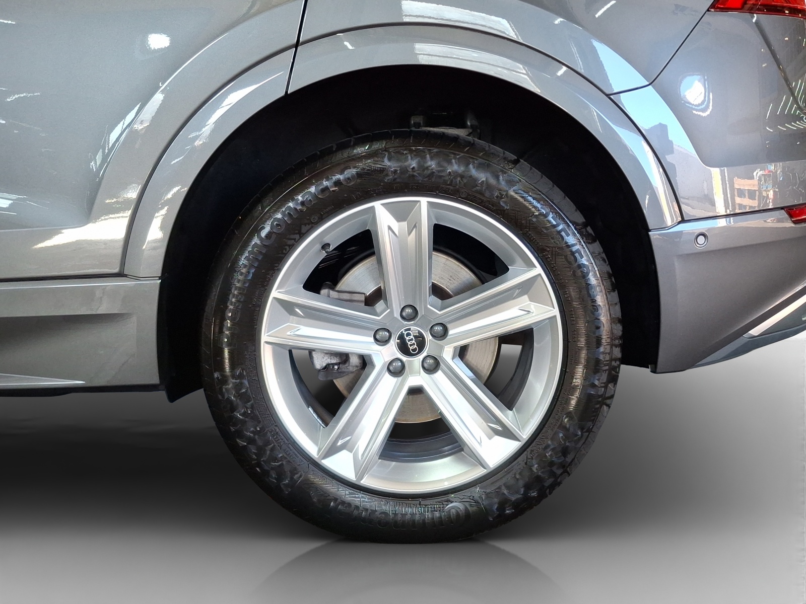 AUDI Q8 50 TDI quattro tiptronic-image-15