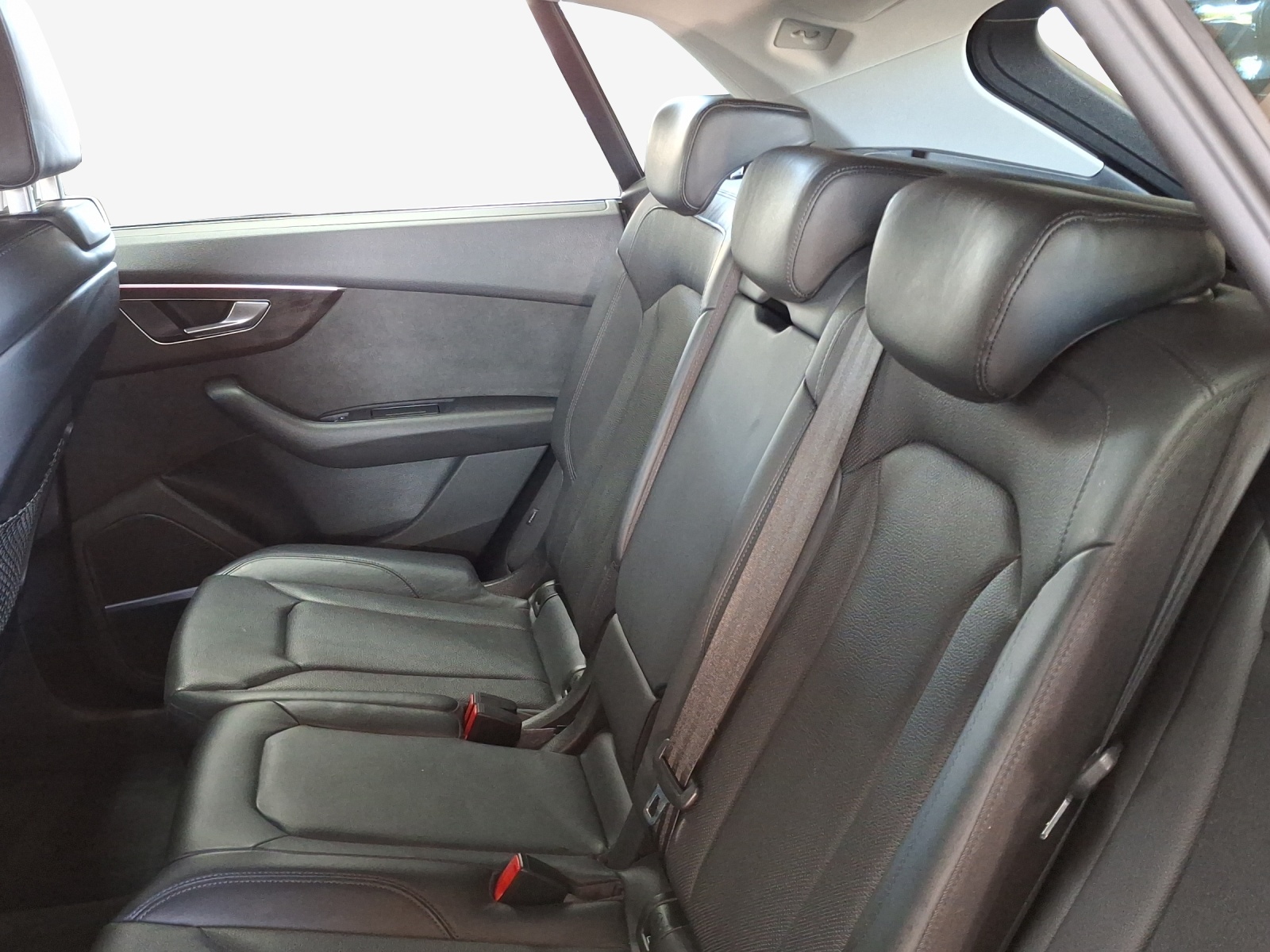 AUDI Q8 50 TDI quattro tiptronic-image-11