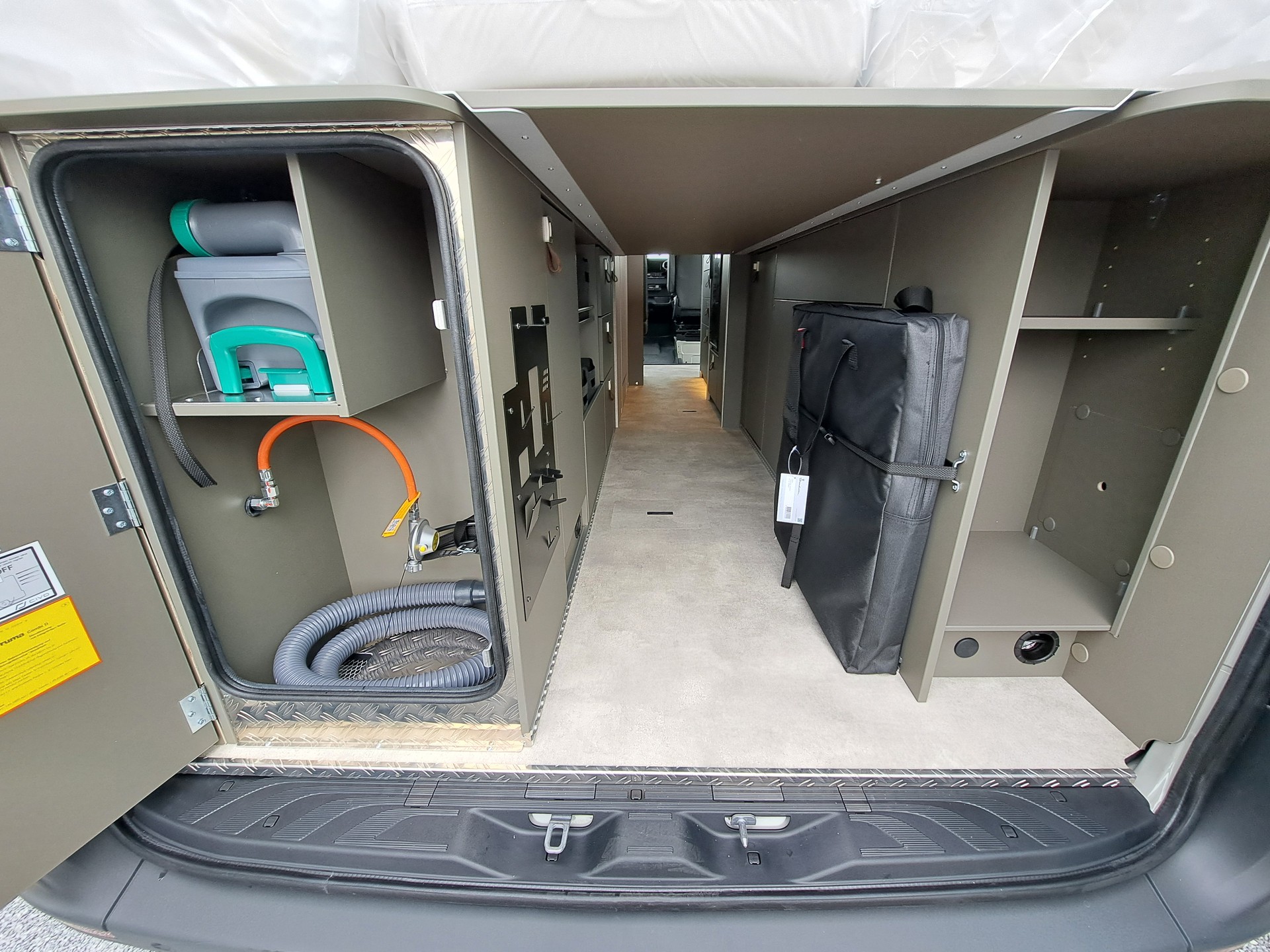 HYMER Grand Canyon S 700 4x4 CrossTrail-image-13