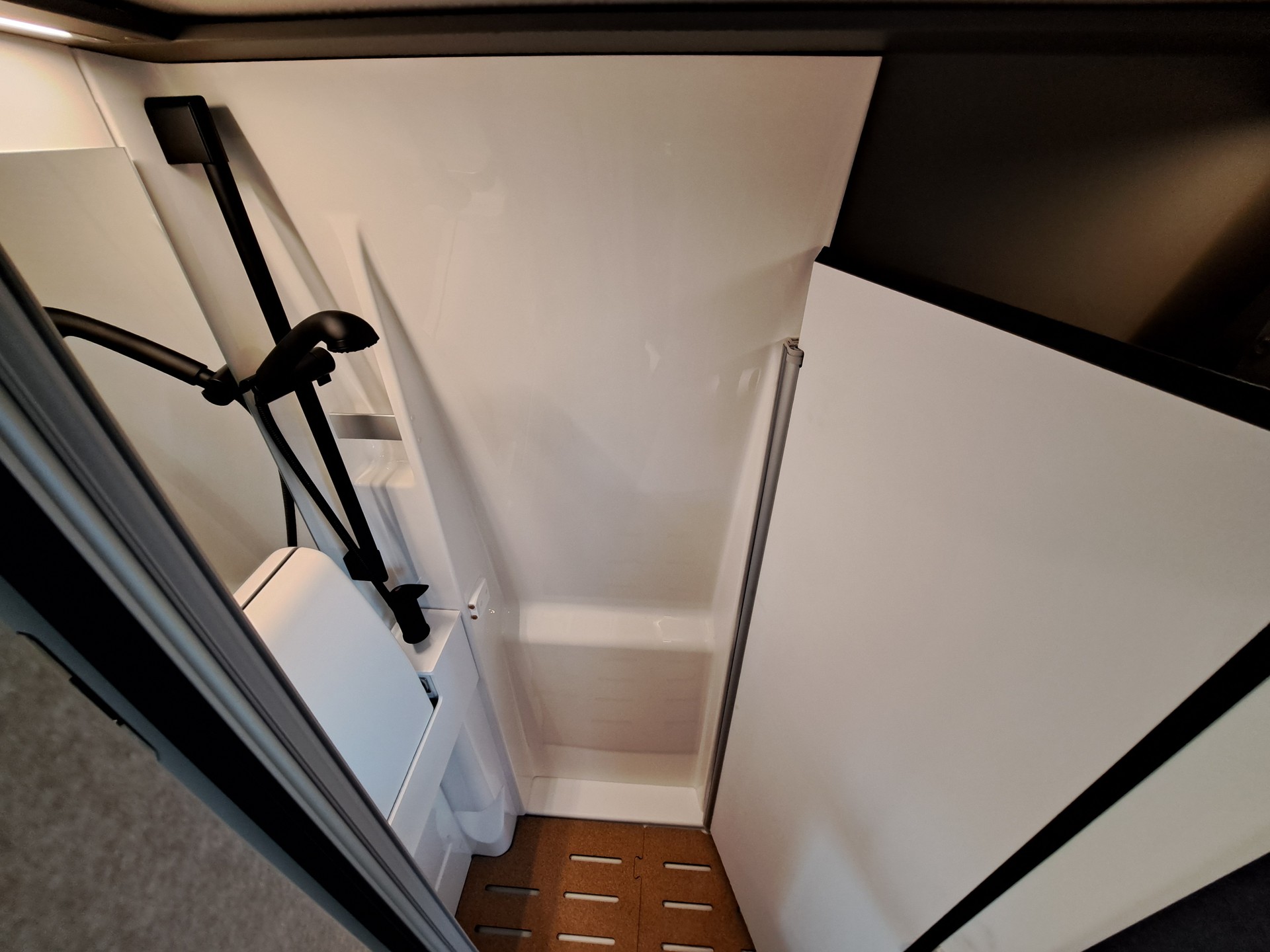 HYMER Grand Canyon S 700 4x4 CrossTrail-image-5
