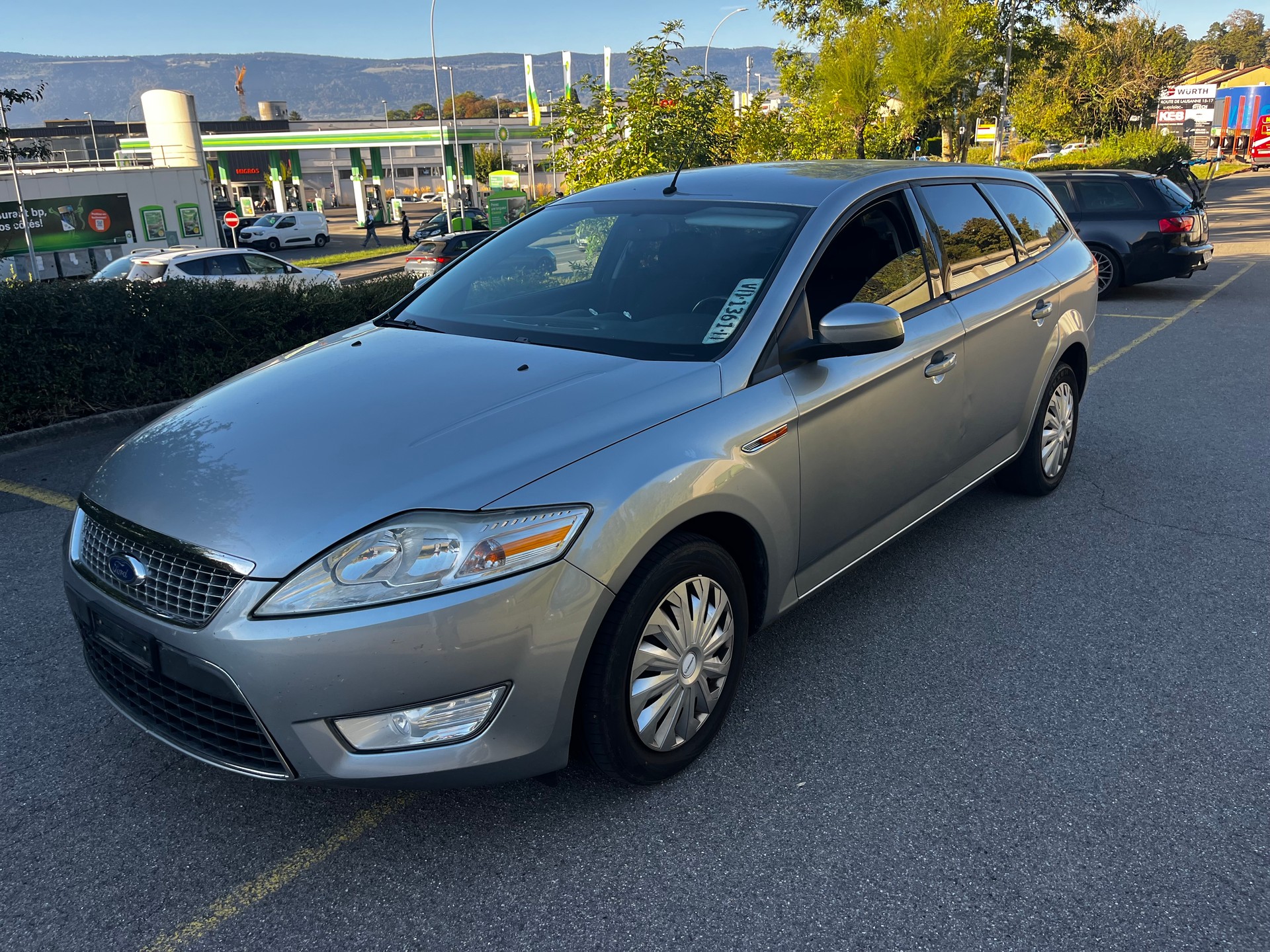 FORD Mondeo 2.0i 16V Carving-image-6