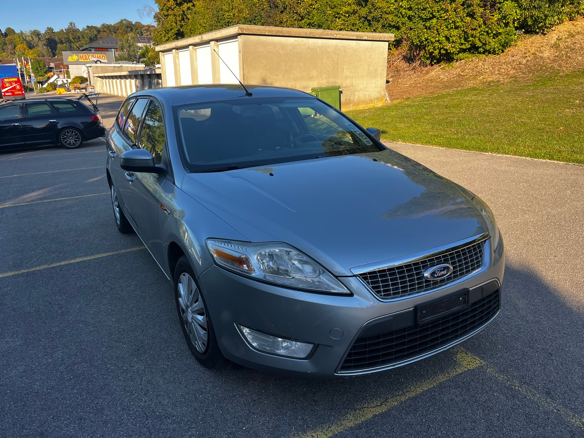 FORD Mondeo 2.0i 16V Carving-image-9