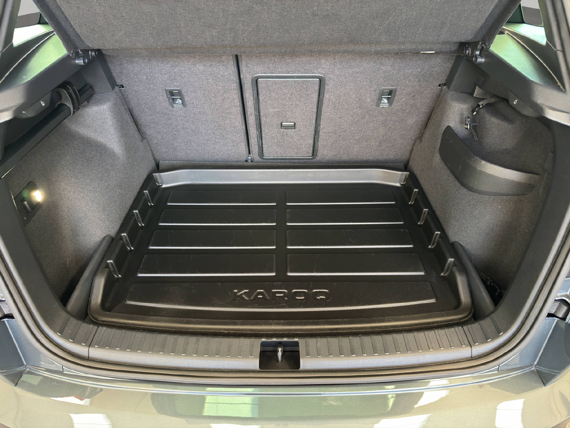 SKODA Karoq 2.0 TSI SportLine DSG 4x4-image-13