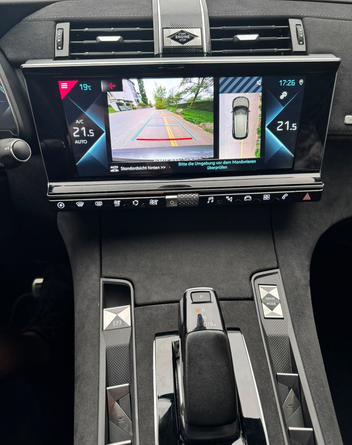 DS AUTOMOBILES DS 7 Crossback E-Tense 225 Performance Line +-image-9