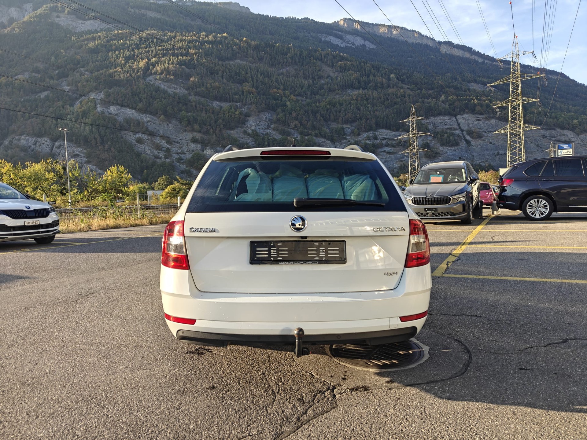 SKODA Octavia Combi 1.8 TSI Clever 4x4 DSG-image-5