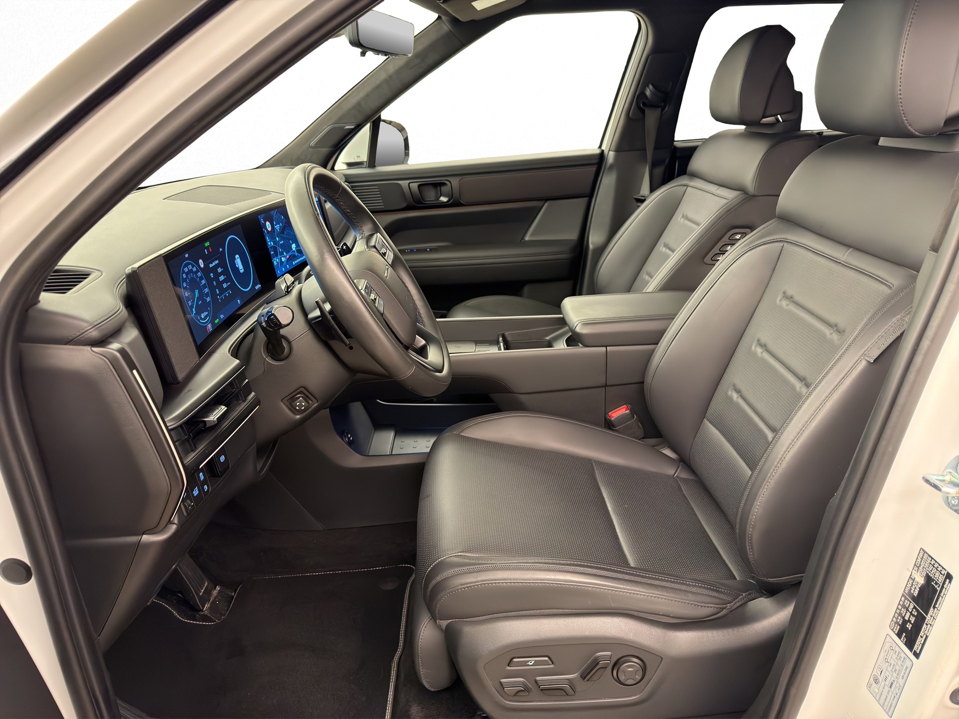 HYUNDAI Santa Fe 1.6 T-GDi PHEV Calligraphy-image-6