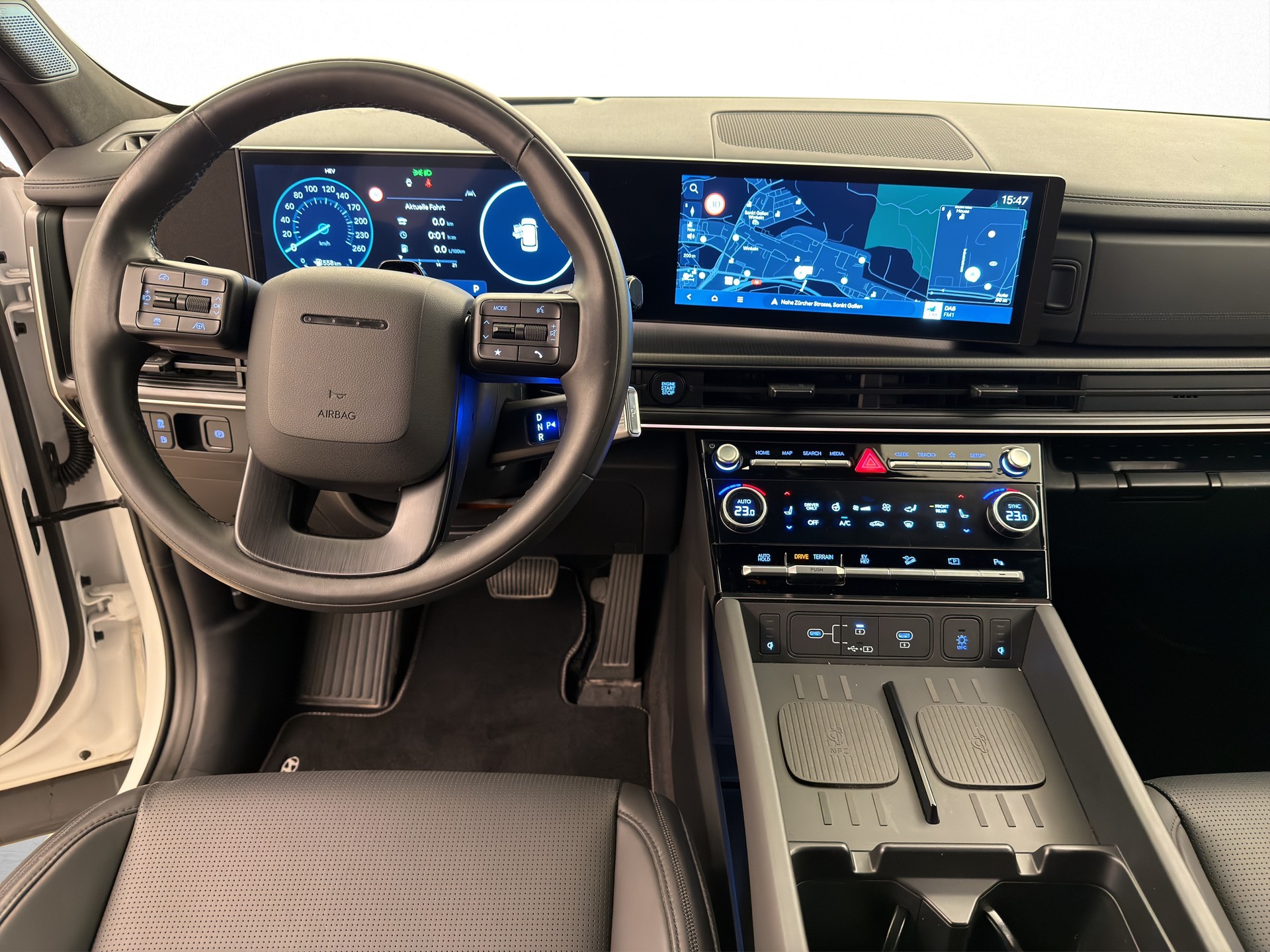 HYUNDAI Santa Fe 1.6 T-GDi PHEV Calligraphy-image-9