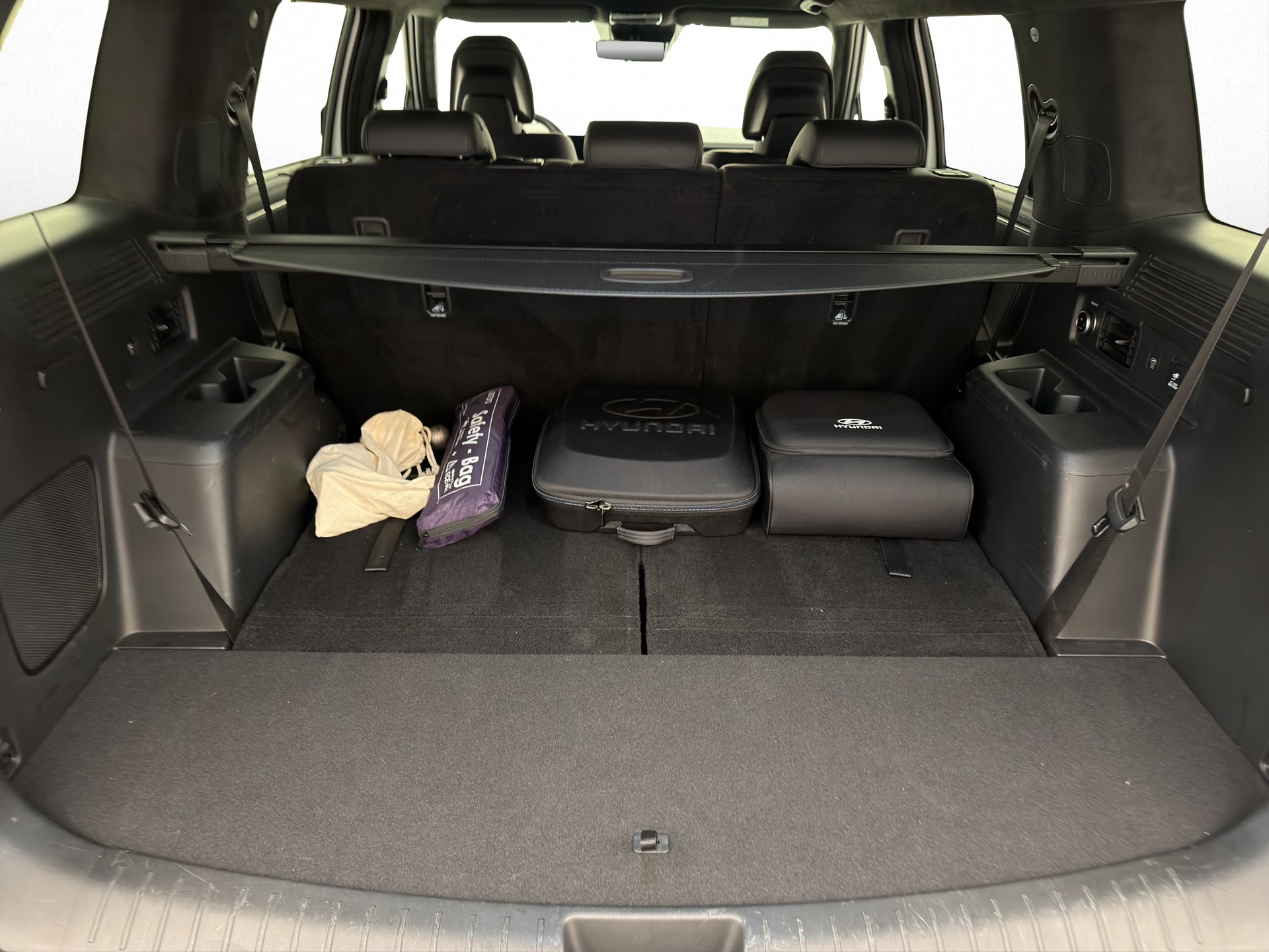 HYUNDAI Santa Fe 1.6 T-GDi PHEV Calligraphy-image-13
