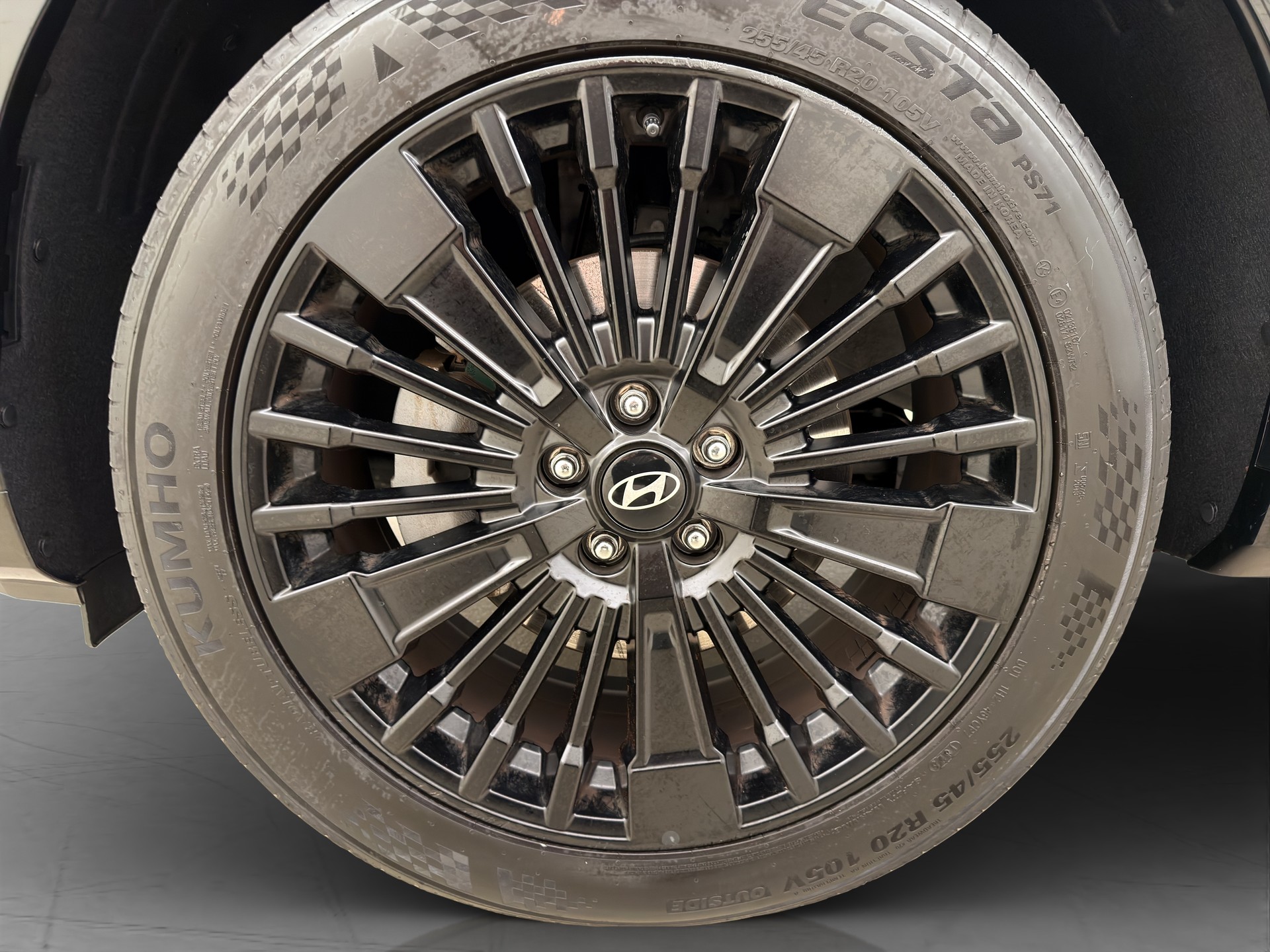 HYUNDAI Santa Fe 1.6 T-GDi PHEV Calligraphy-image-5