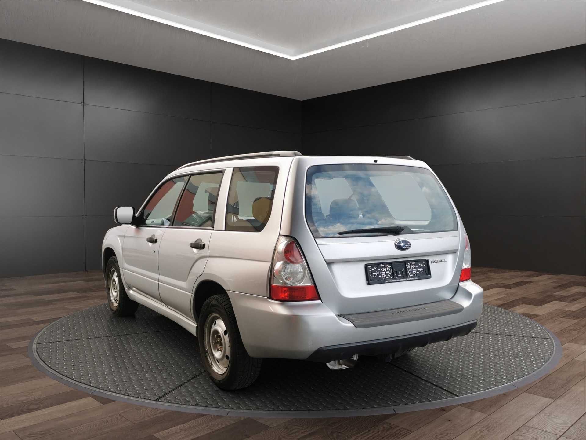 SUBARU Forester 2.0X (Swiss)-image-6