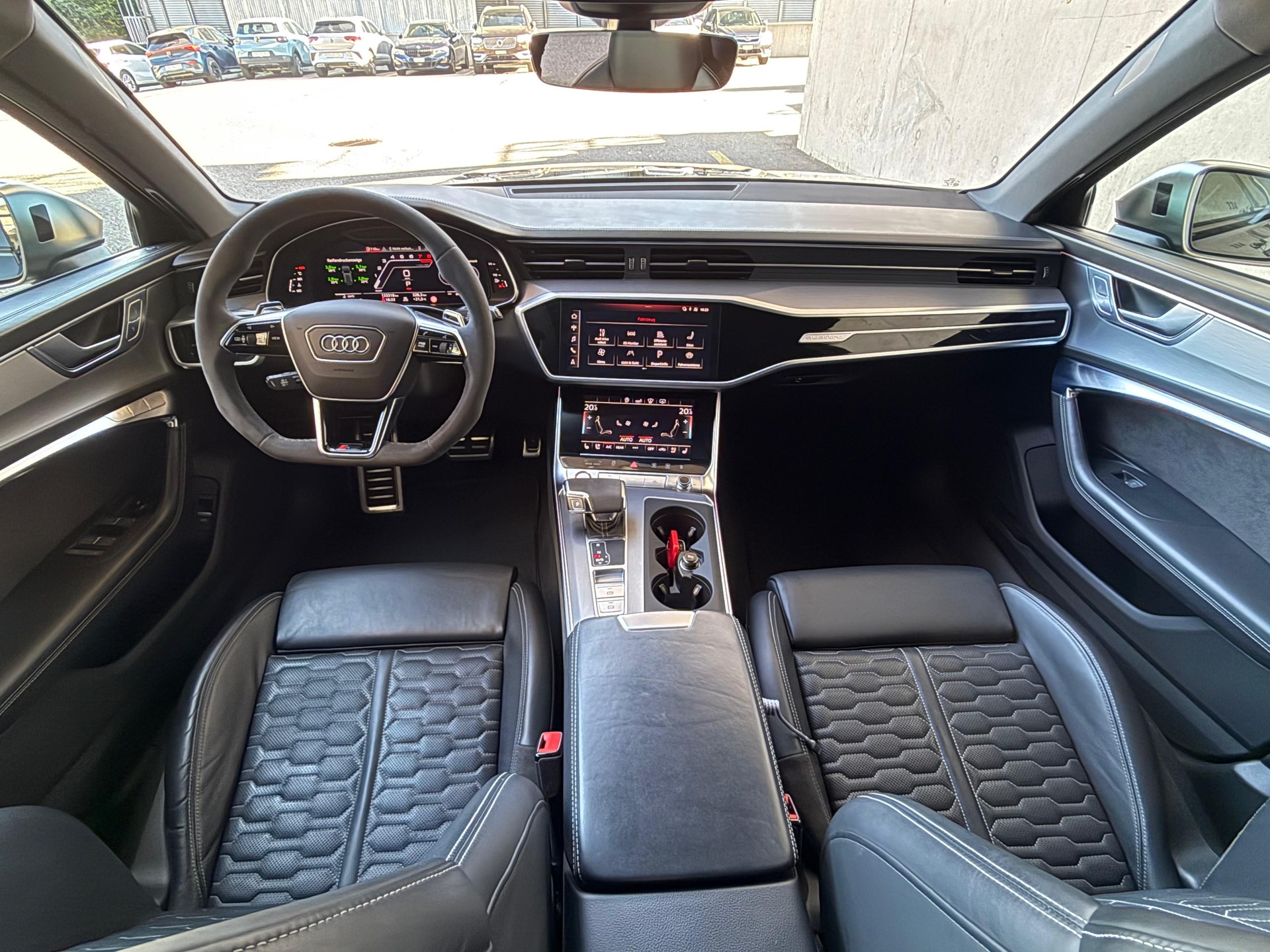 AUDI RS6 Avant 4.0 TFSI V8 quattro-image-6