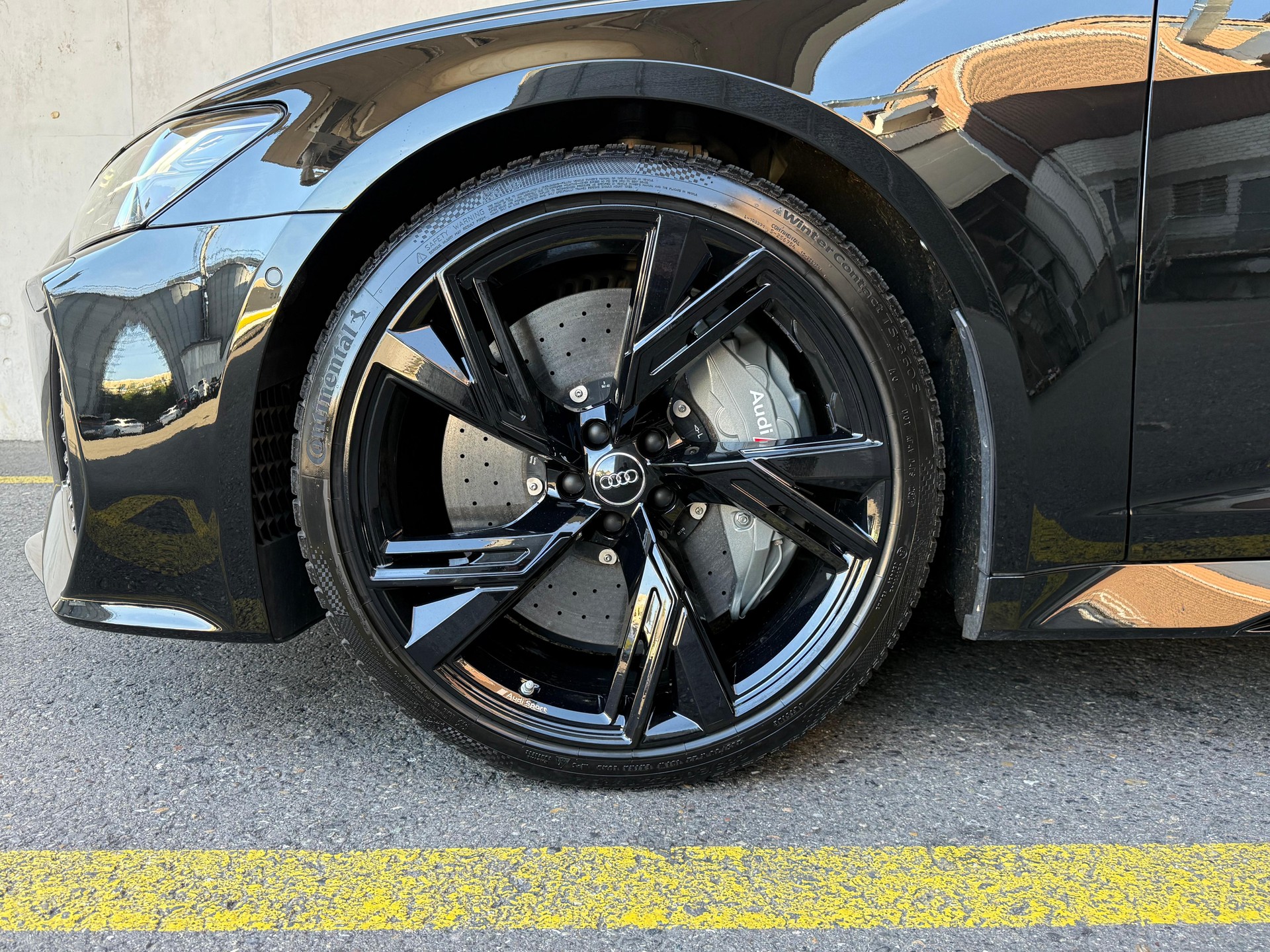 AUDI RS6 Avant 4.0 TFSI V8 quattro-image-15