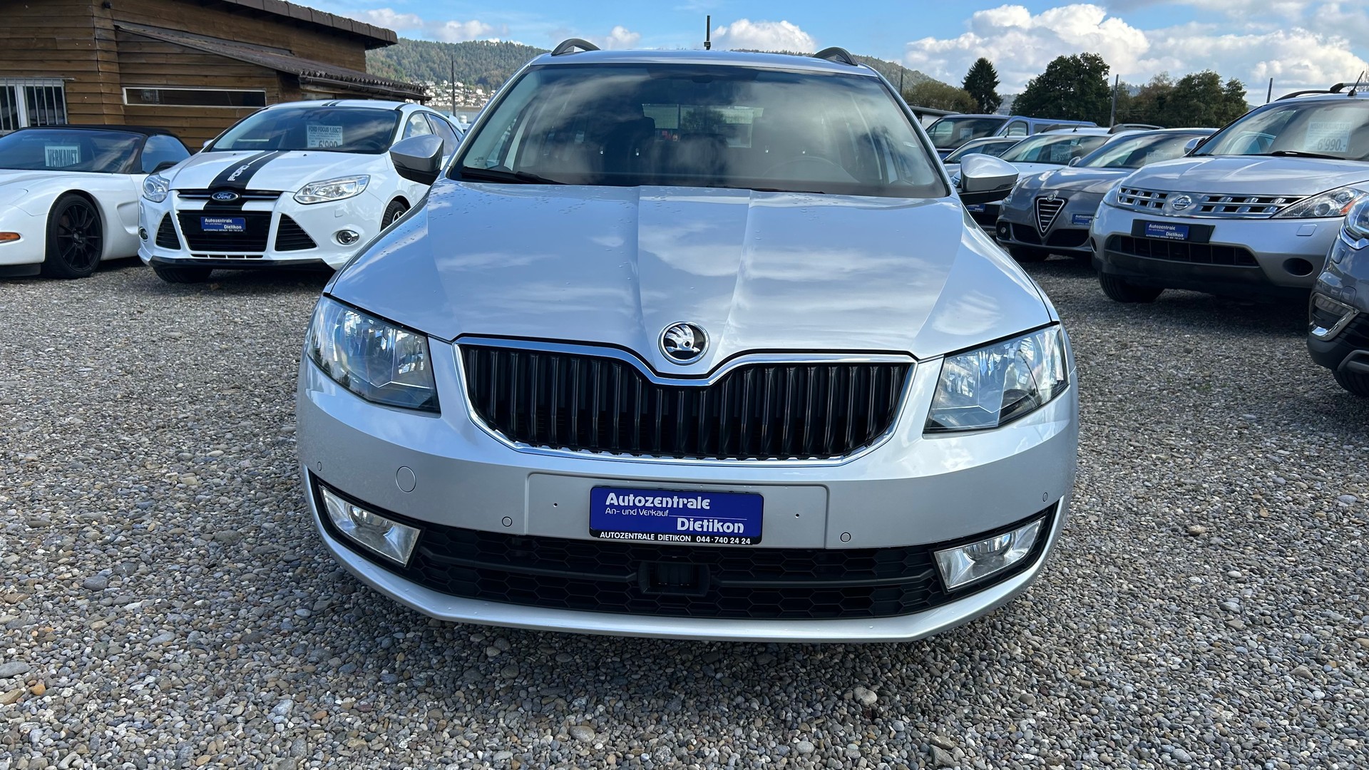 SKODA Octavia Combi 1.6 TDI Ambition DSG-image-21