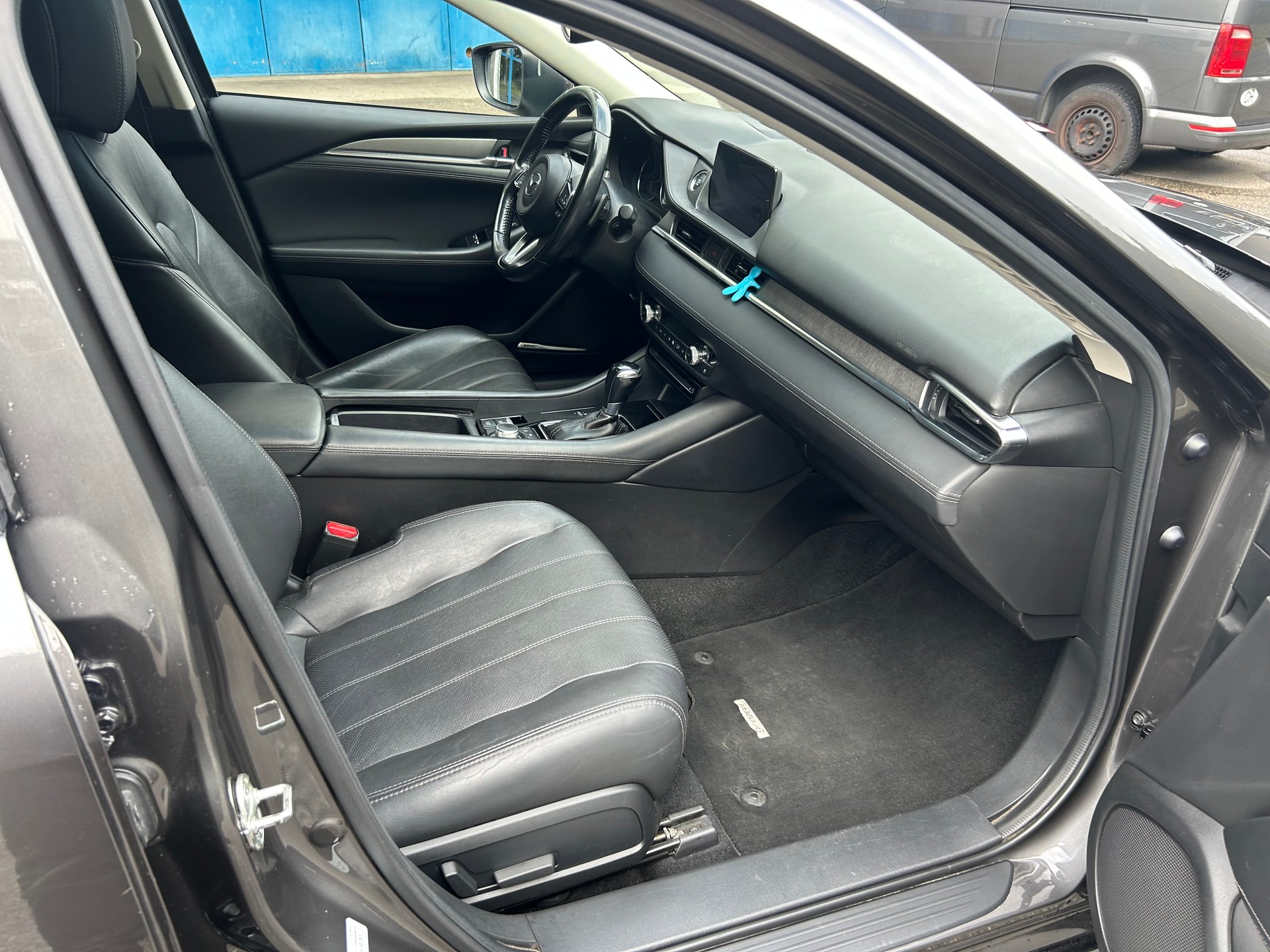 MAZDA 6 Sportwagon SKYACTIV-D 184 Revolution Automat AWD-image-9