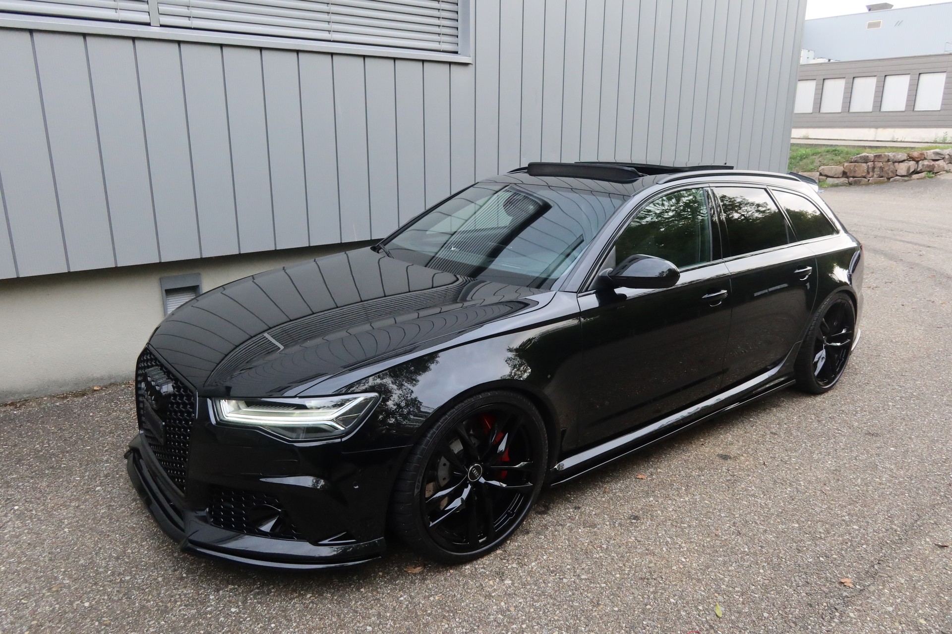 AUDI 4.0 V8 TFSI perform. qu. T-Tr.-image-0