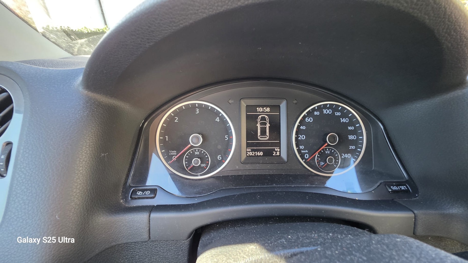 VW Tiguan 2.0 TDI BlueMotion Trend&Fun 4Motion DSG-image-9