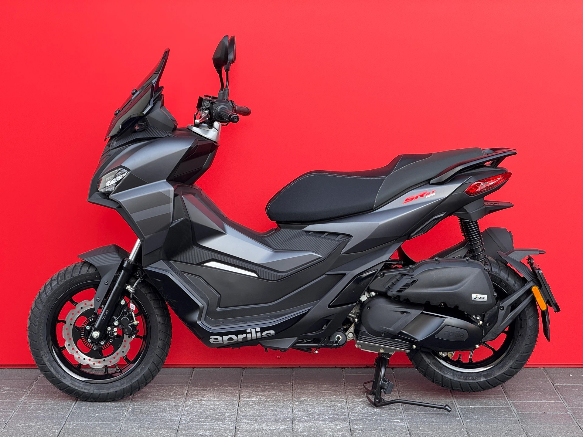 APRILIA SR 125 GT ABS E5+-image-8
