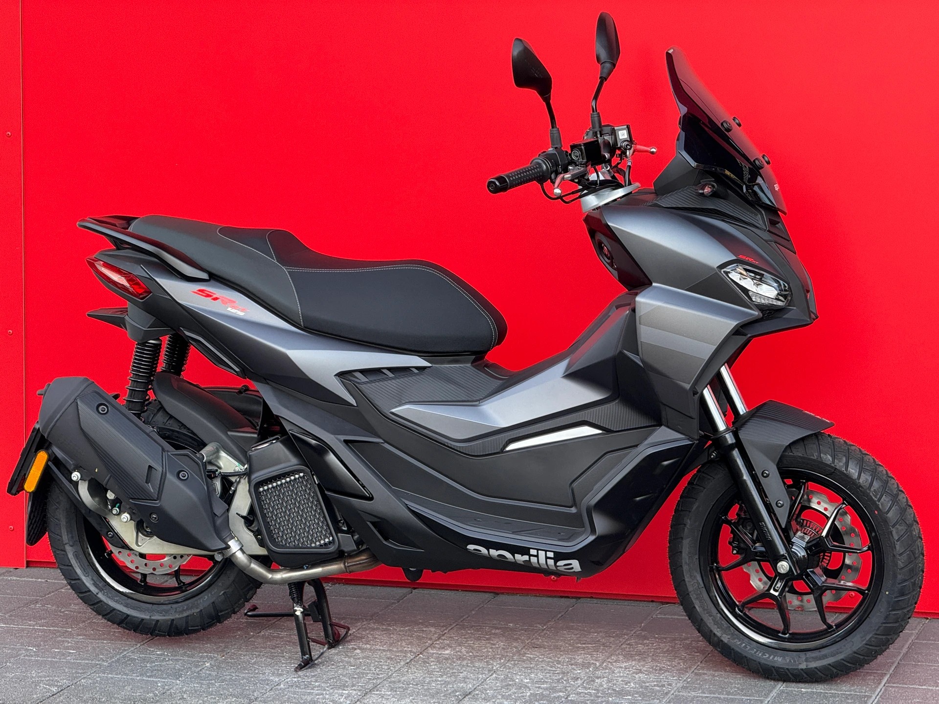 APRILIA SR 125 GT ABS E5+-image-10