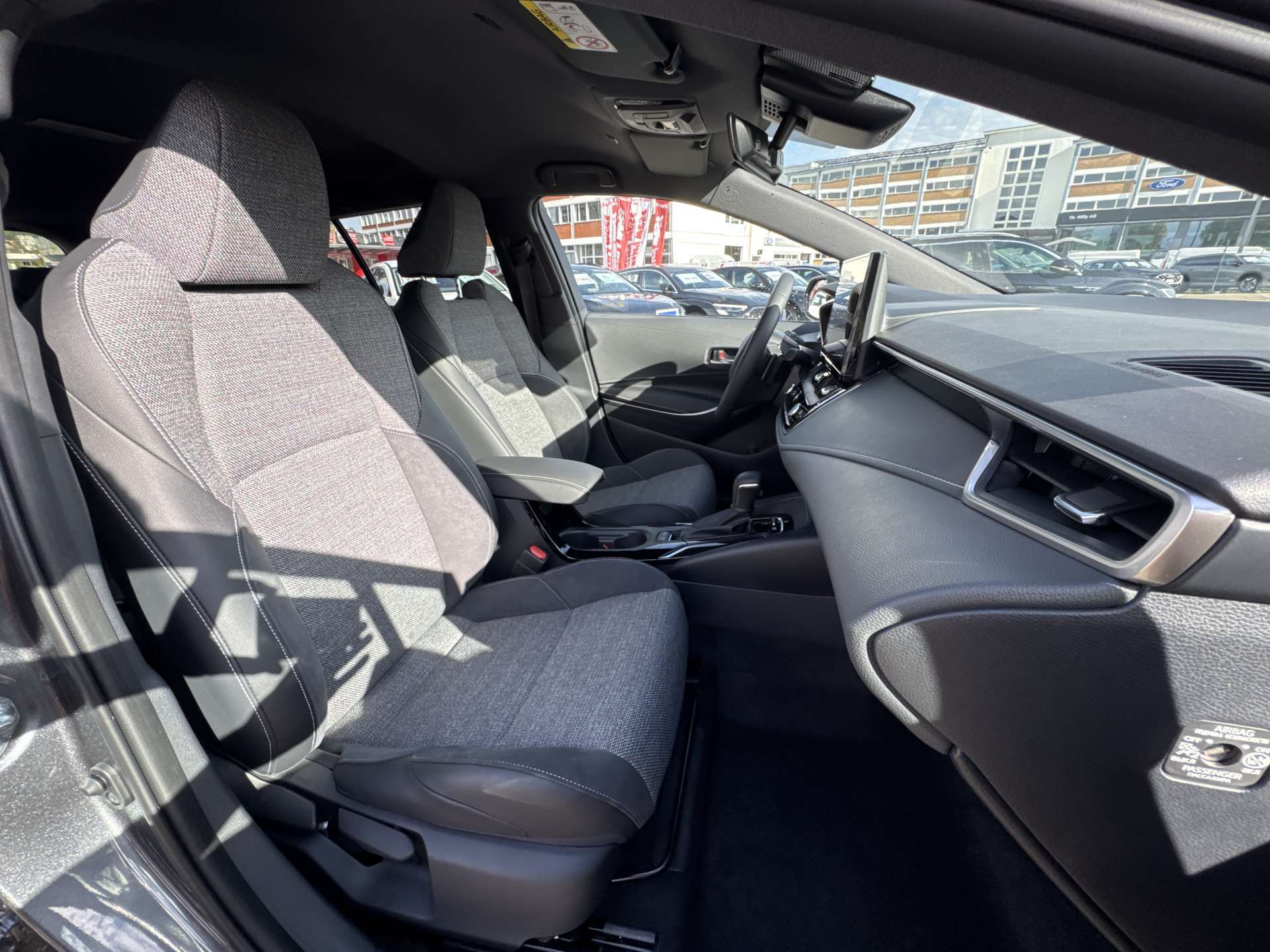 TOYOTA Corolla Touring Sports 2.0 HSD Teamplayer e-CVT Automat-image-11