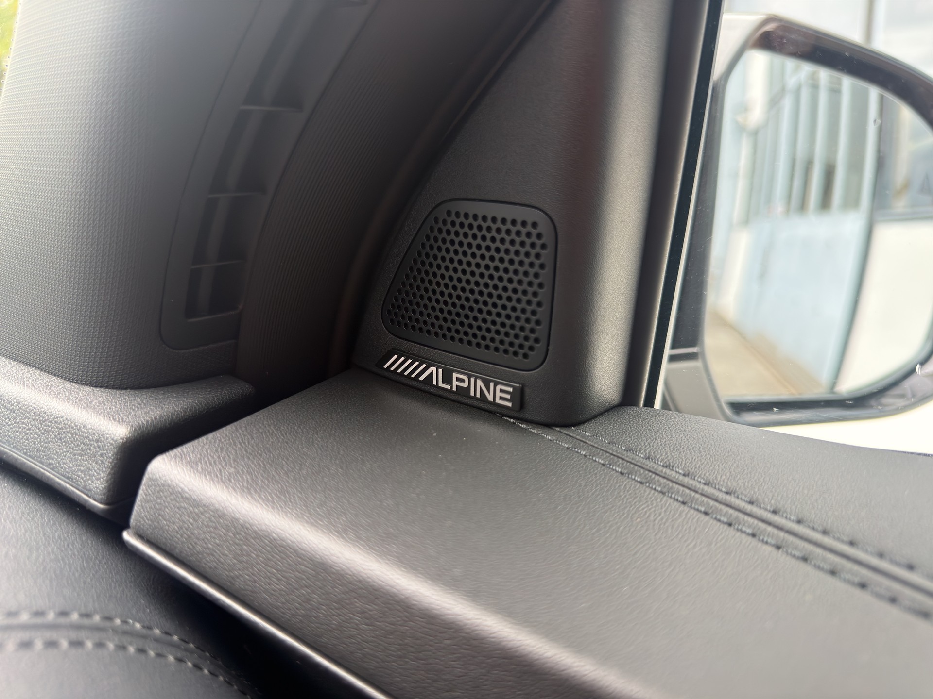 KGM-SsangYong Musso EV Blackline-image-15