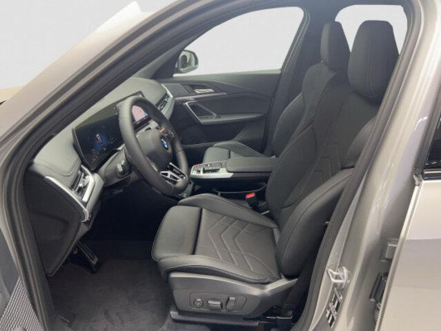 BMW X1 U11 20i sDrive paddles-image-8