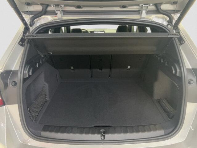 BMW X1 U11 20i sDrive paddles-image-13