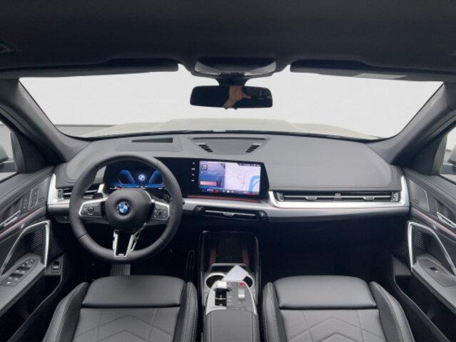 BMW X1 U11 20i sDrive paddles-image-10