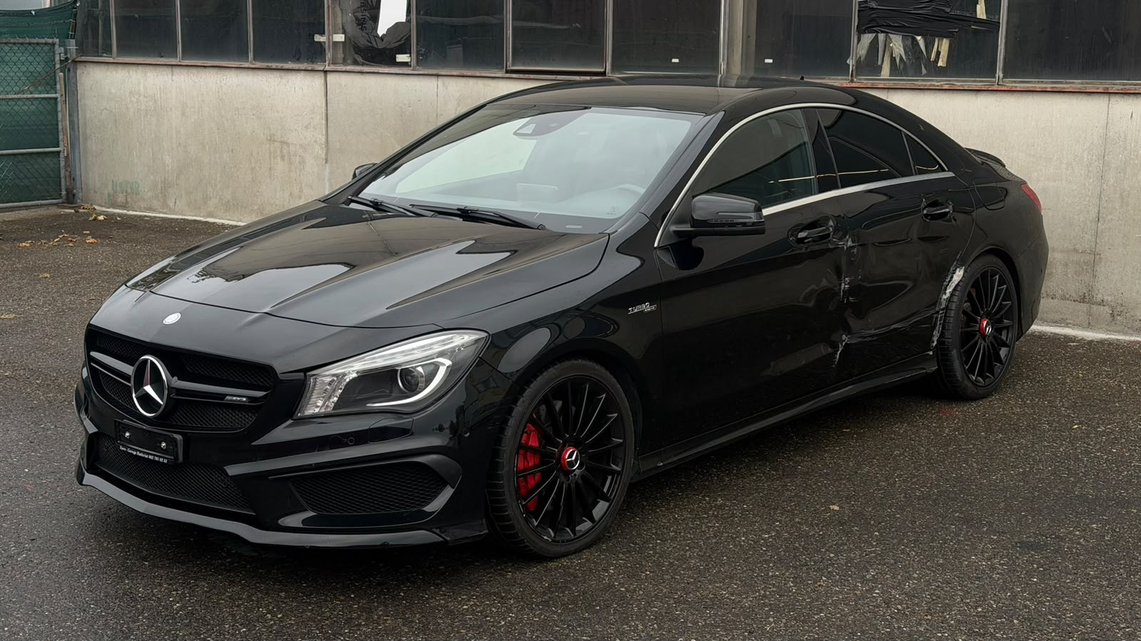 MERCEDES-BENZ CLA 45 AMG 4Matic Speedshift-image-2