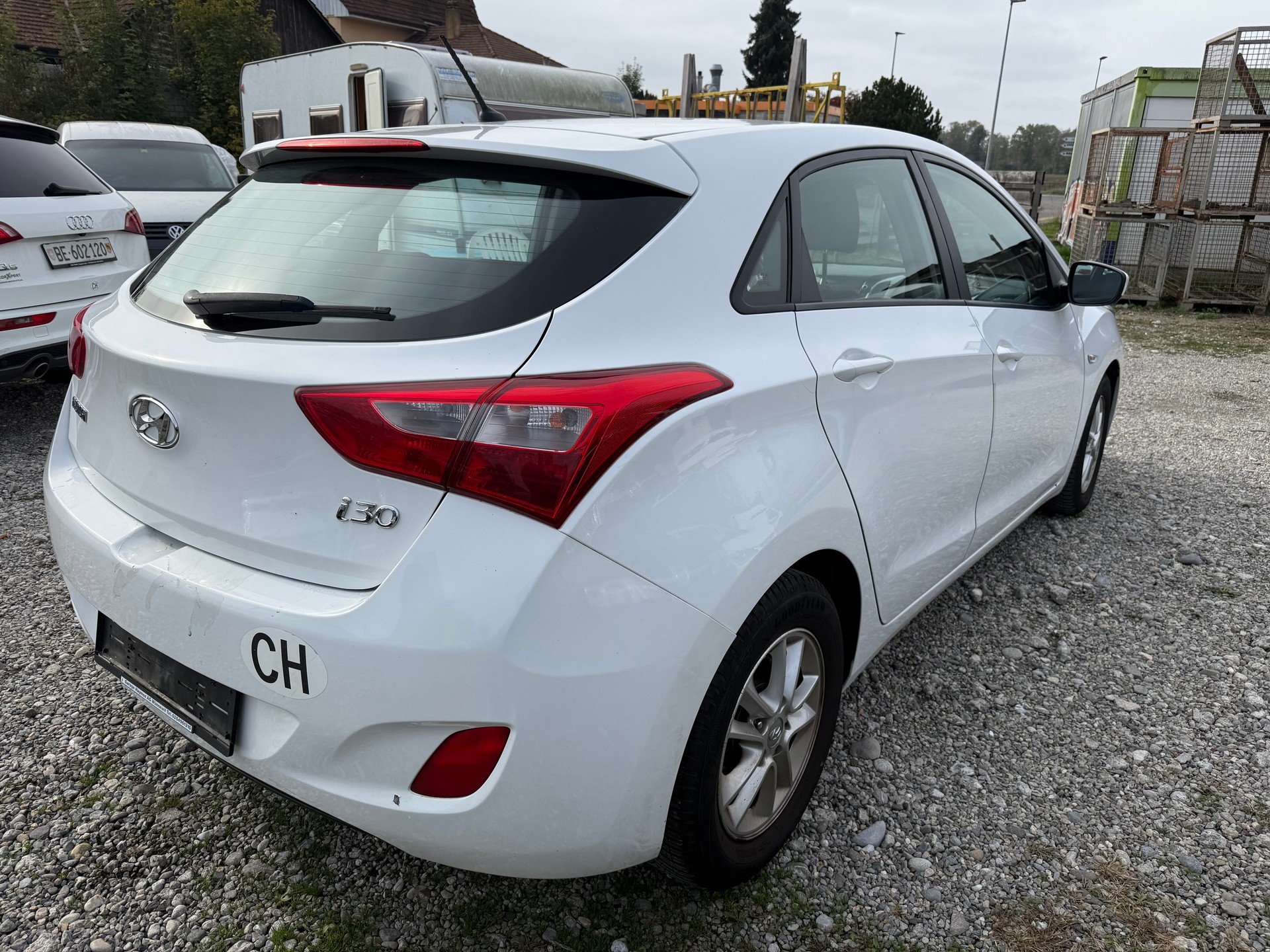HYUNDAI i30 1.6 CRDi Origo-image-4