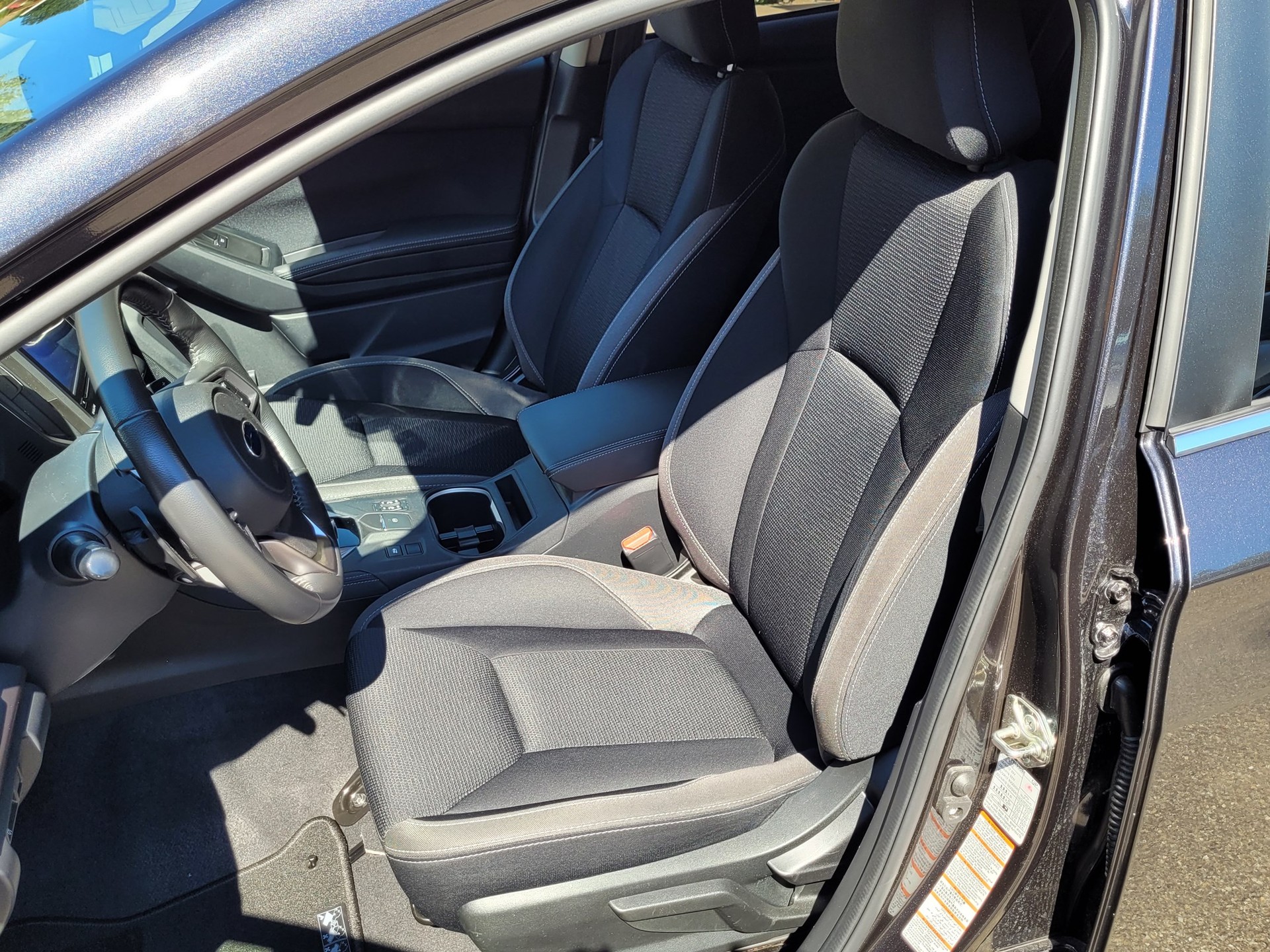 SUBARU Impreza 2.0 Swiss Plus AWD Lineartronic-image-9
