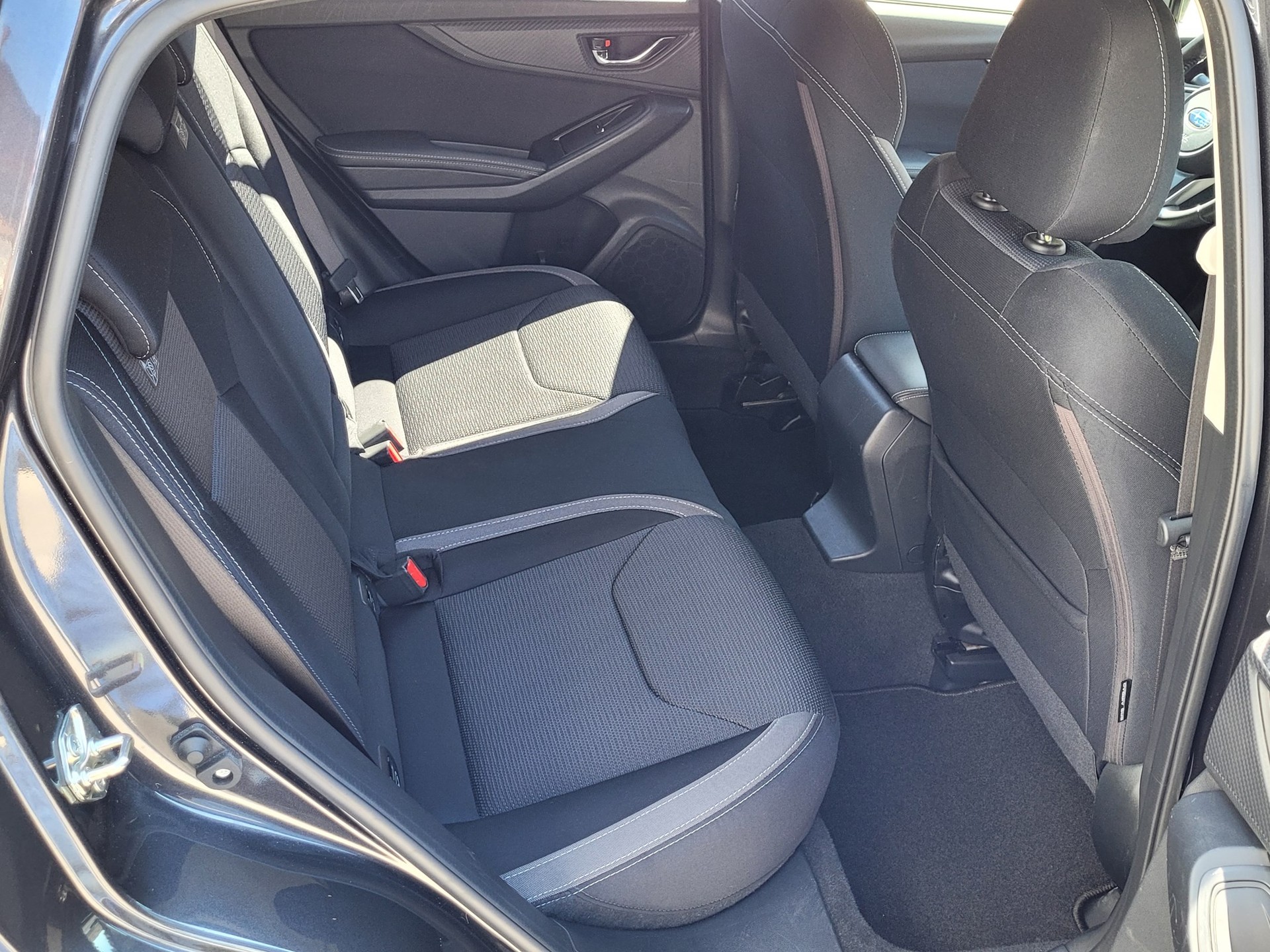 SUBARU Impreza 2.0 Swiss Plus AWD Lineartronic-image-14