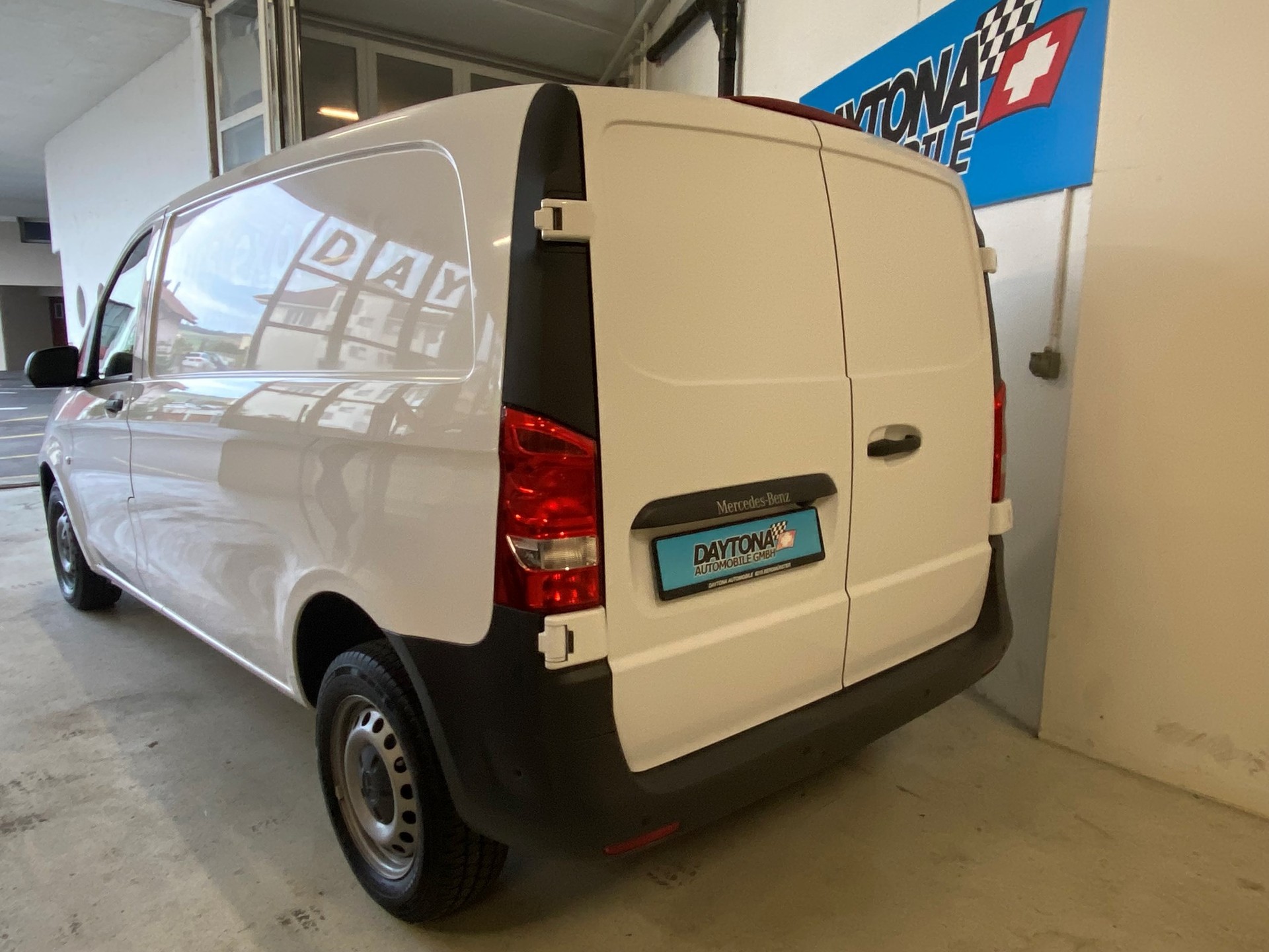 MERCEDES-BENZ Vito 114 Extralang-image-1