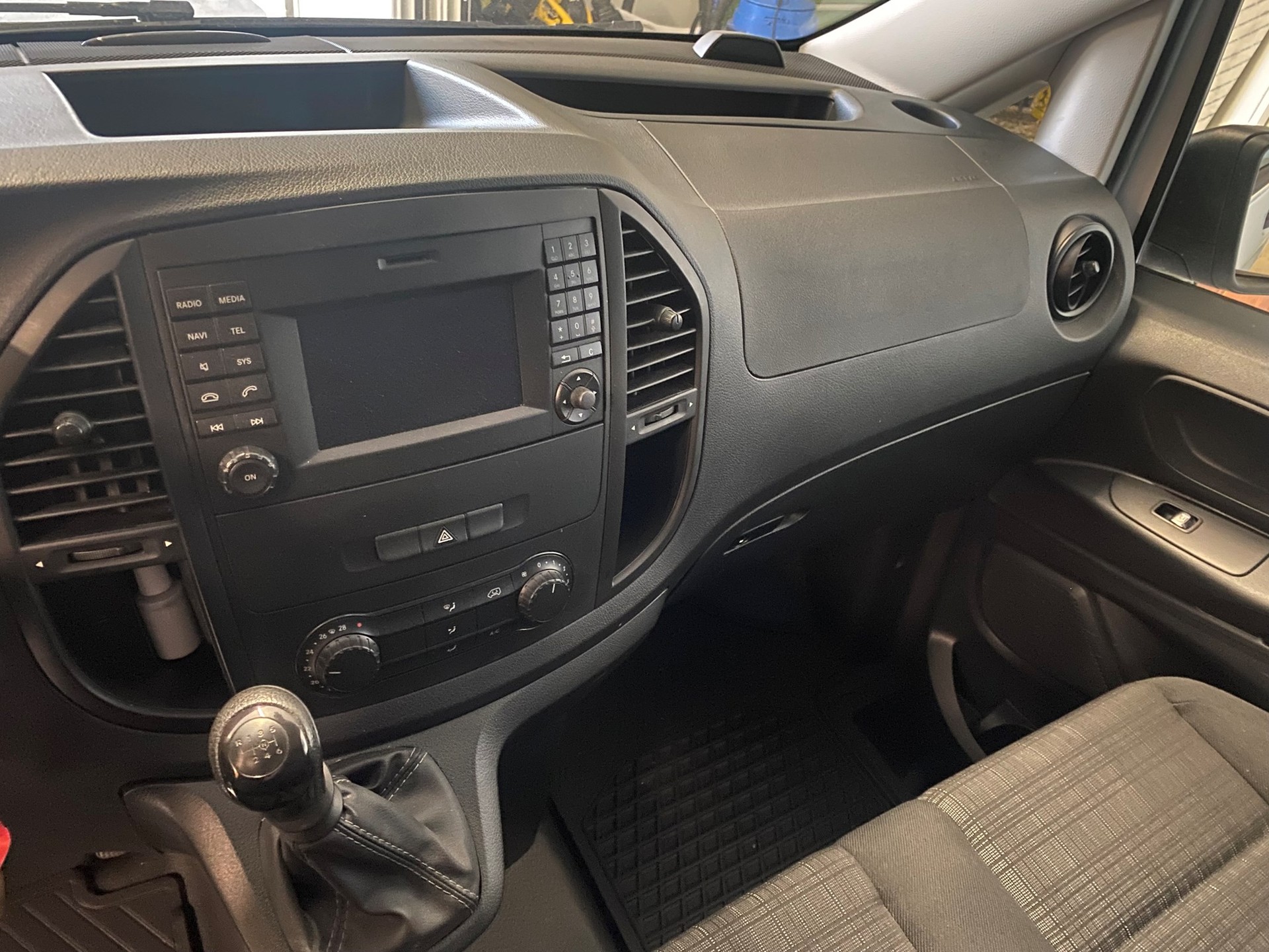 MERCEDES-BENZ Vito 114 Extralang-image-11