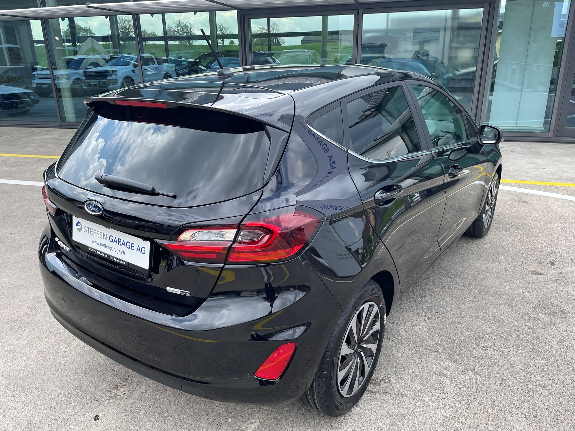 FORD Fiesta 1.0 MHEV Titan X A-image-7